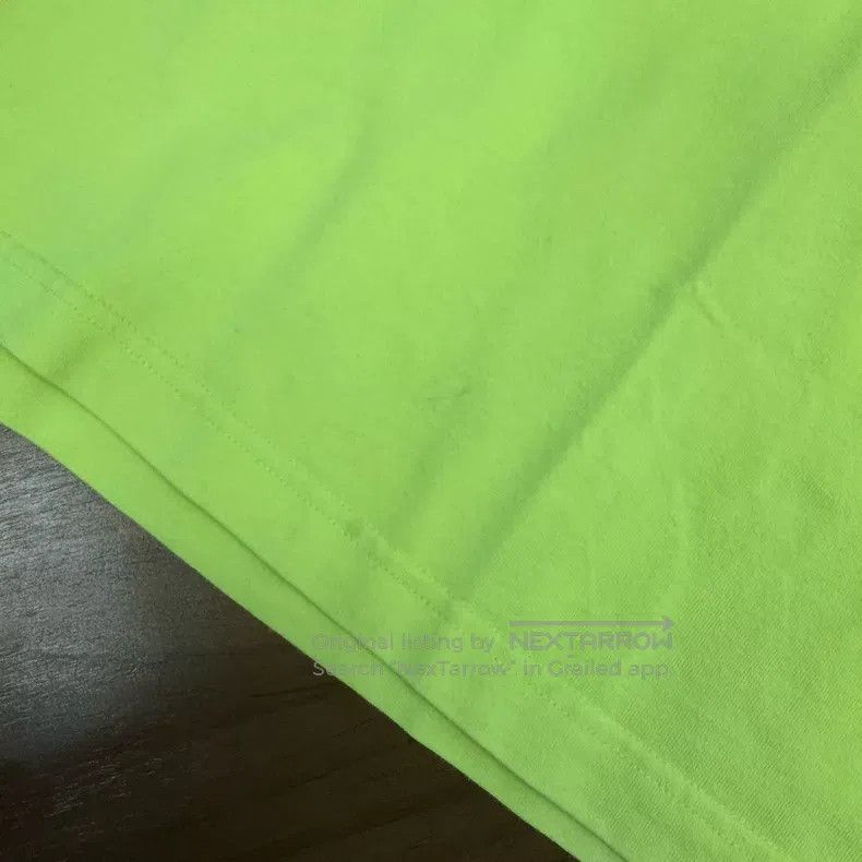 Balenciaga Balenciaga Coca-Cola Short Sleeve Neon Green Size US L / EU 52-54 / 3 - 4 Thumbnail