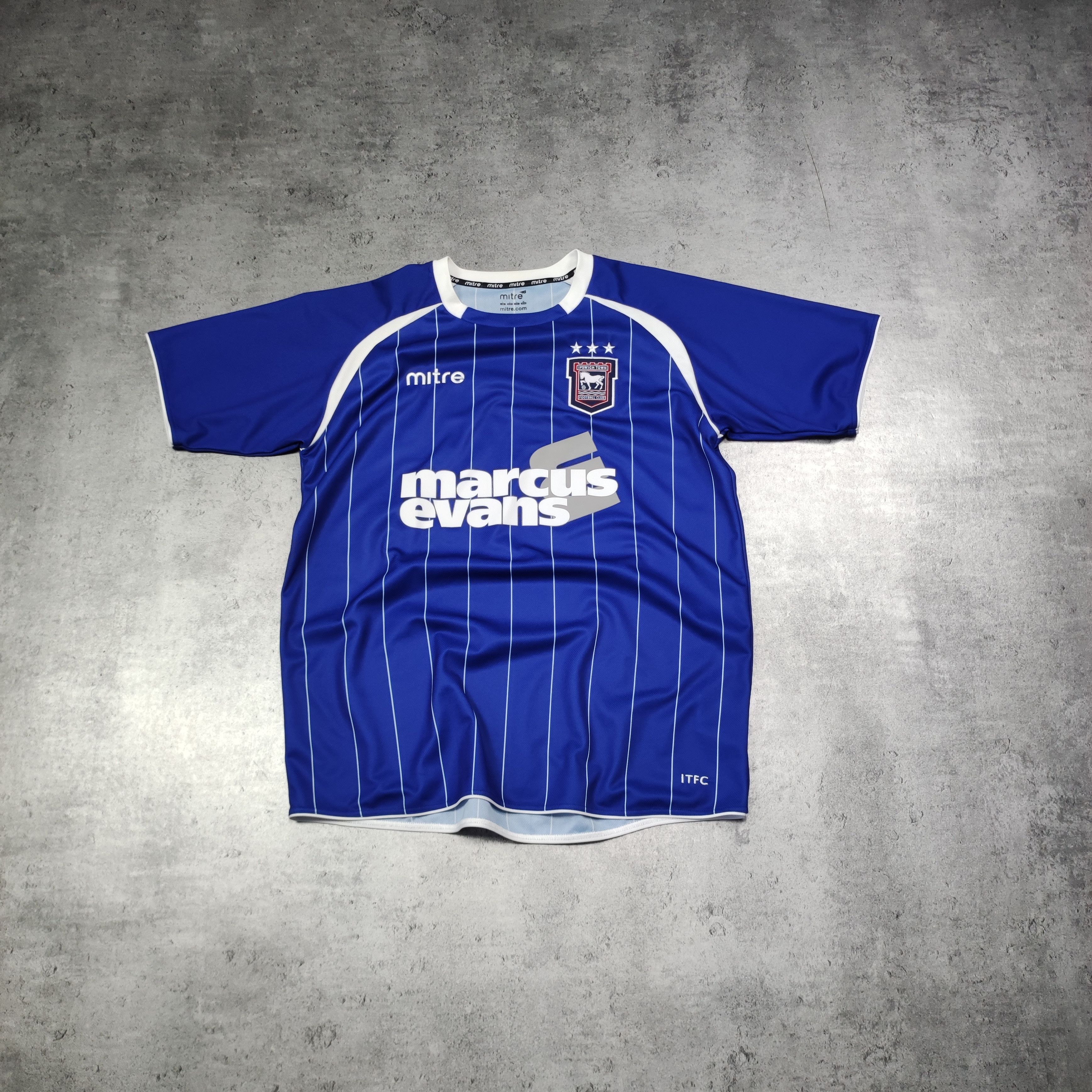 Vintage RARE 2011/12 Vintage Ipswitch Town FC Home Football Jersey Size US L / EU 52-54 / 3 - 1 Thumbnail