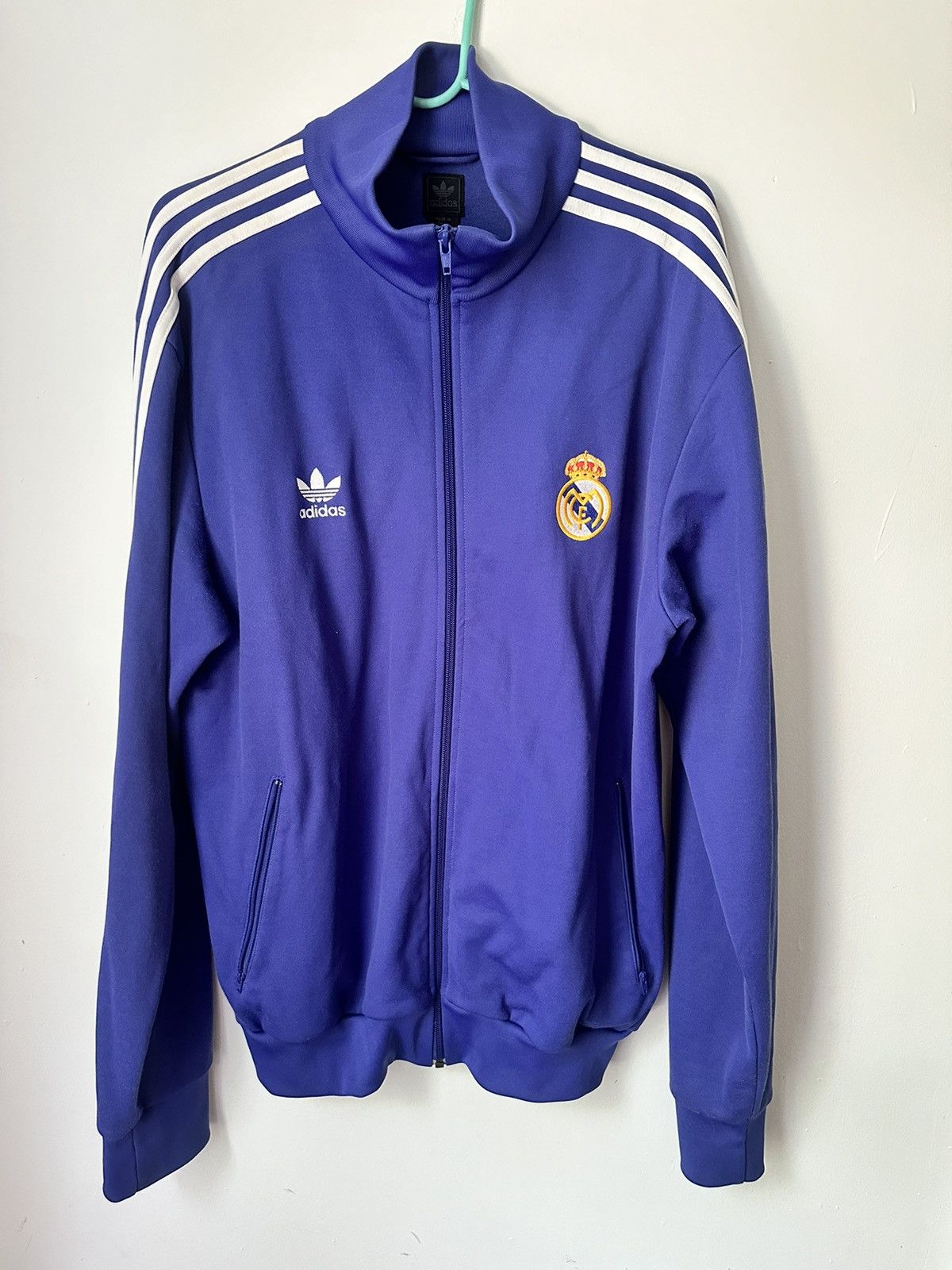 Vintage SEND OFFERS ‼️ ‘99-‘00 Real Madrid Zip Up Jacket Size US XL / EU 56 / 4 - 1 Thumbnail