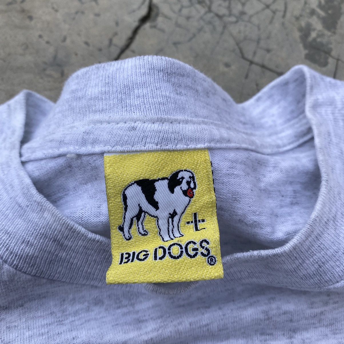 Big Dogs 1990s Big Dogs Pop Art Single Stitched Size US L / EU 52-54 / 3 - 6 Thumbnail