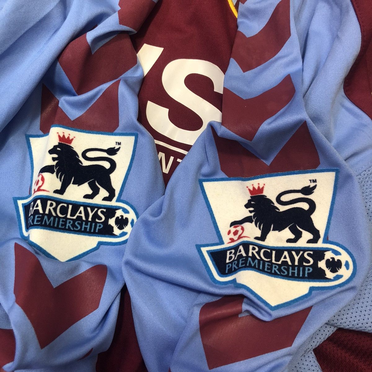 Hummel Aston Villa 04/05 Longsleeves home shirt #7 Hendrie Size US XXL / EU 58 / 5 - 4 Thumbnail