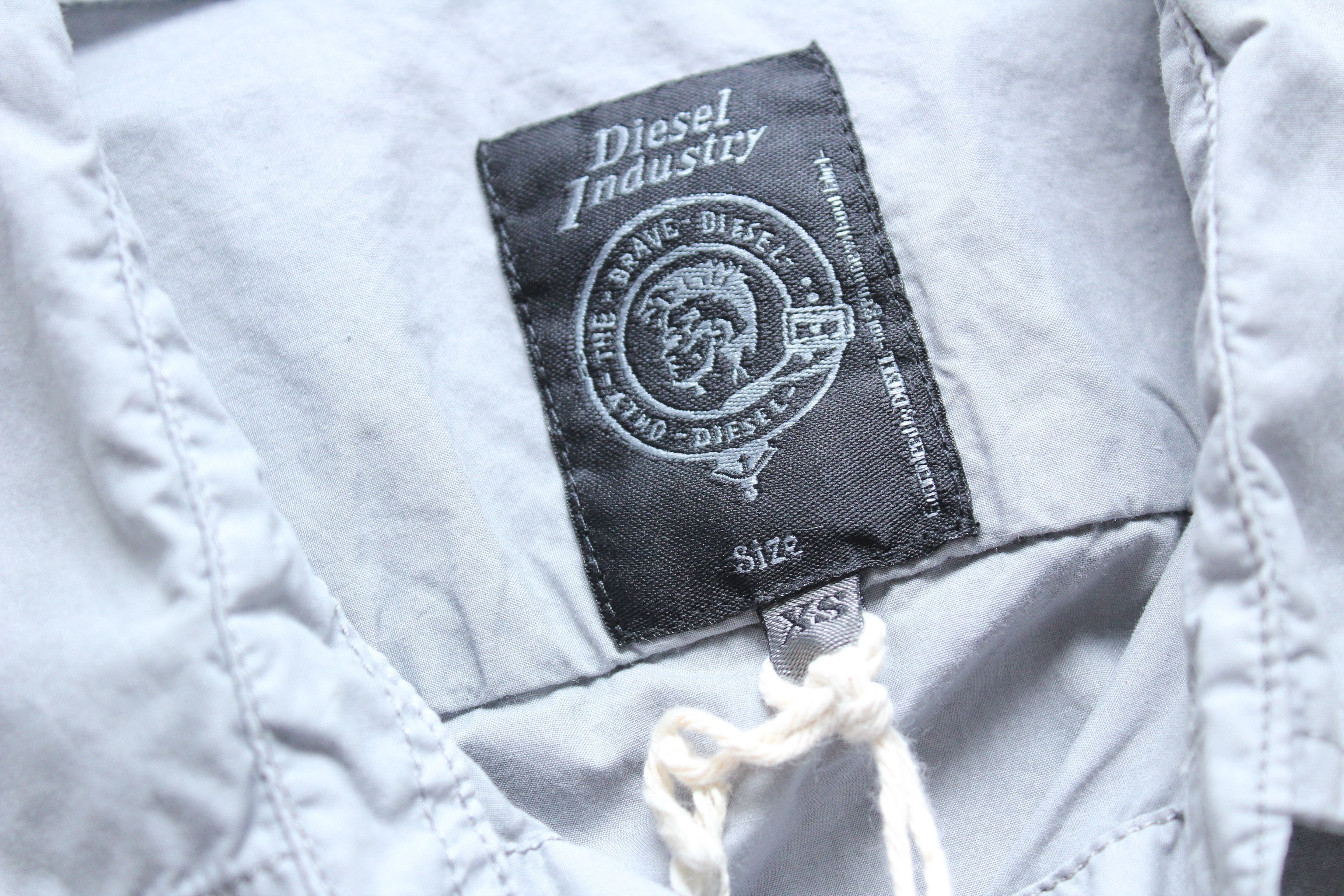 Diesel Diesel Shirts Mens Size XS Vintage Rare Hype Size US XS / EU 42 / 0 - 7 Thumbnail