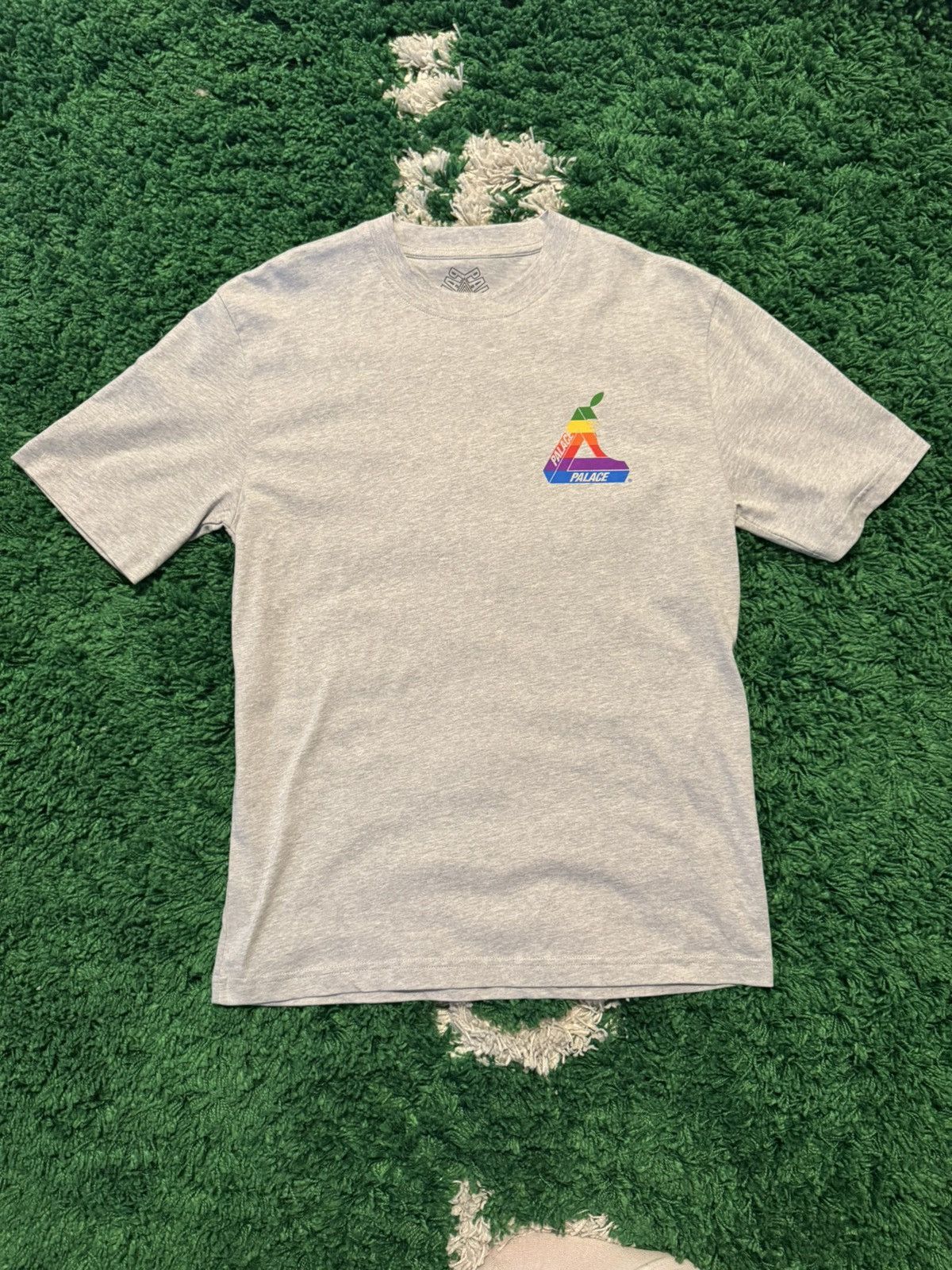 Palace Palace Jobsworth T-shirt Size US M / EU 48-50 / 2 - 1 Thumbnail