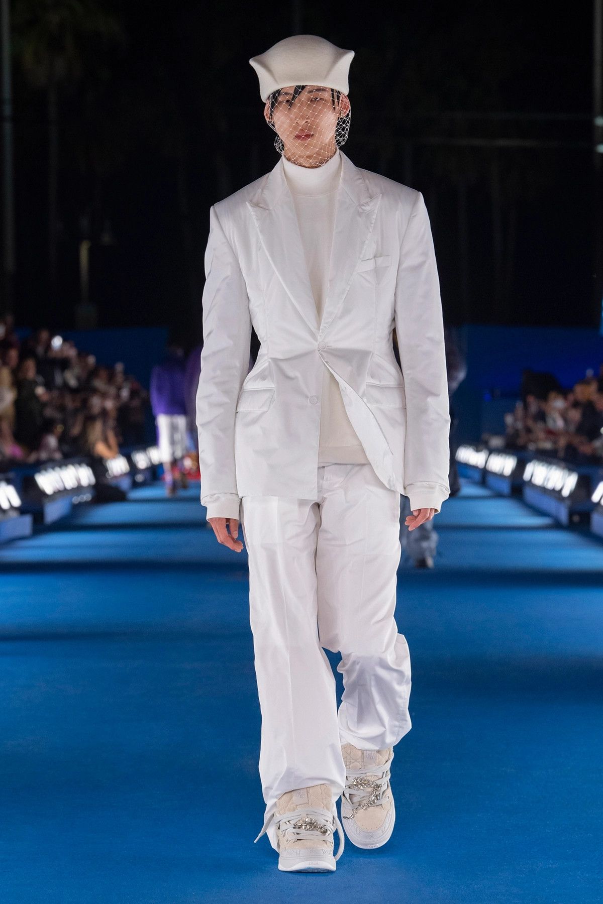 Dior o1bcso1str1224 Relaxed-Fit Long-Sleeved T-Shirt in White Size US L / EU 52-54 / 3 - 4 Thumbnail