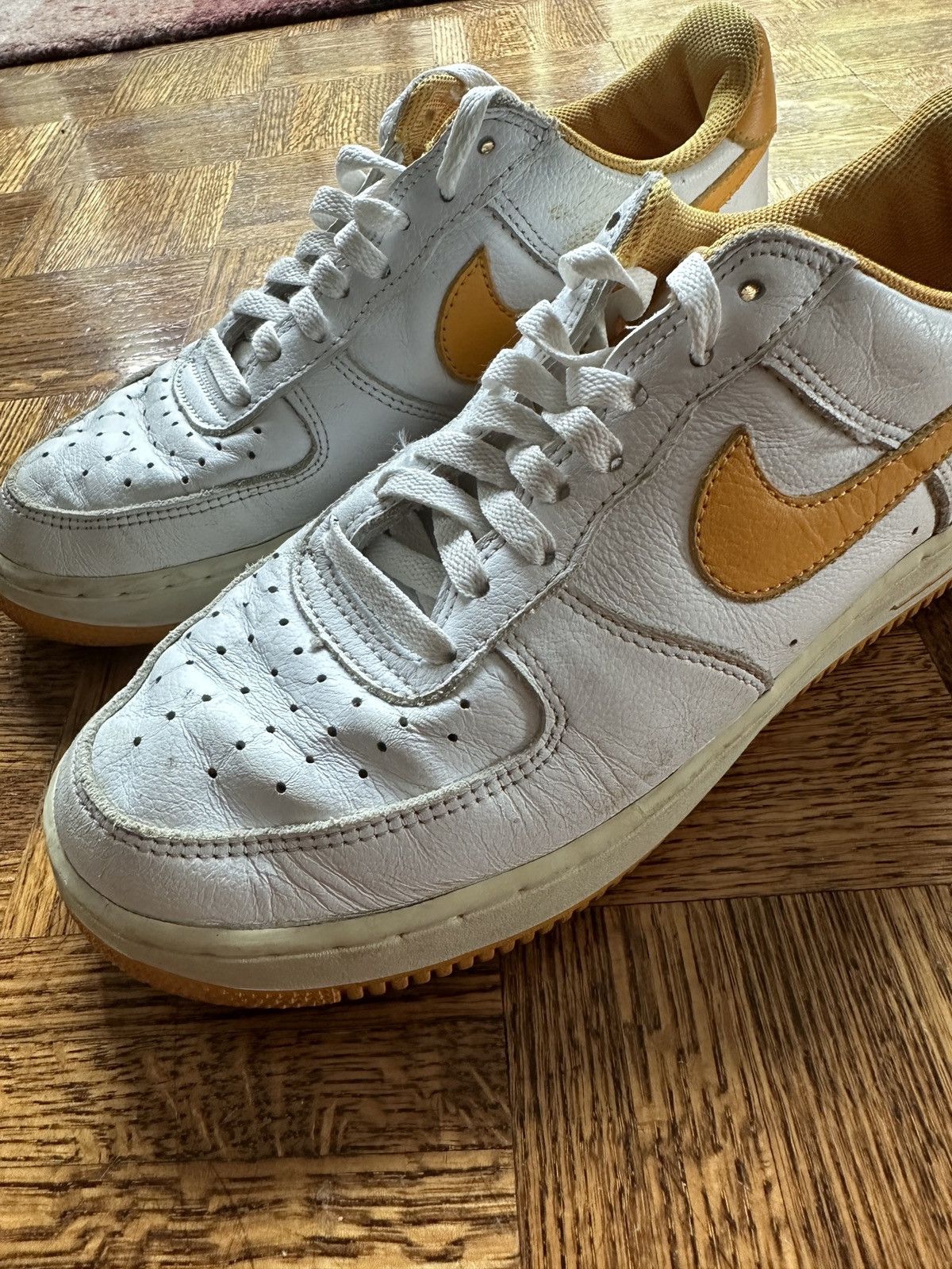 Nike Vintage Nike Air Force 1 Low White / Canyon Gold 2002 Size US 8.5 / EU 41-42 - 4 Thumbnail