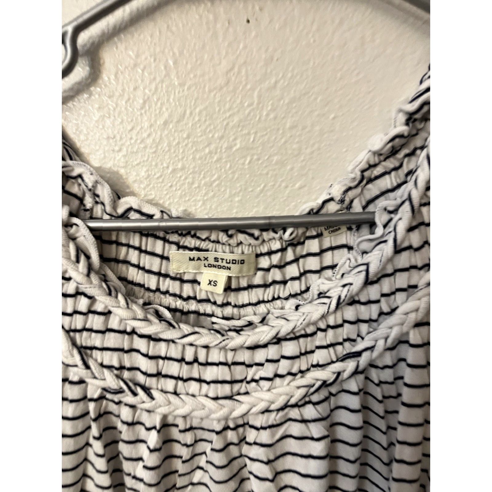 Vintage Max Studio Shirt Women’s XS Top Flutter Sleeve Scoop Neck White Stripe Blouse Casual Workwear Vintage: No Size XS / US 0-2 / IT 36-38 - 3 Thumbnail
