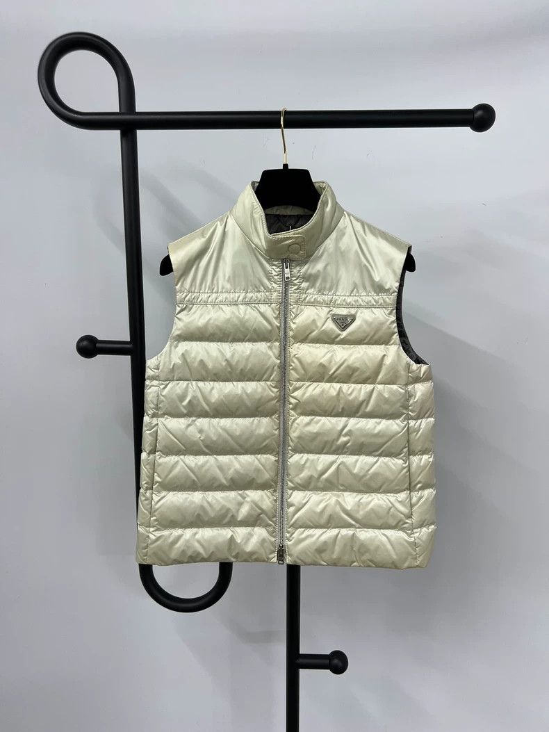 Prada Prada Triangle Logo Striped Down Vest - dmc Size US M / EU 48-50 / 2 - 1 Thumbnail