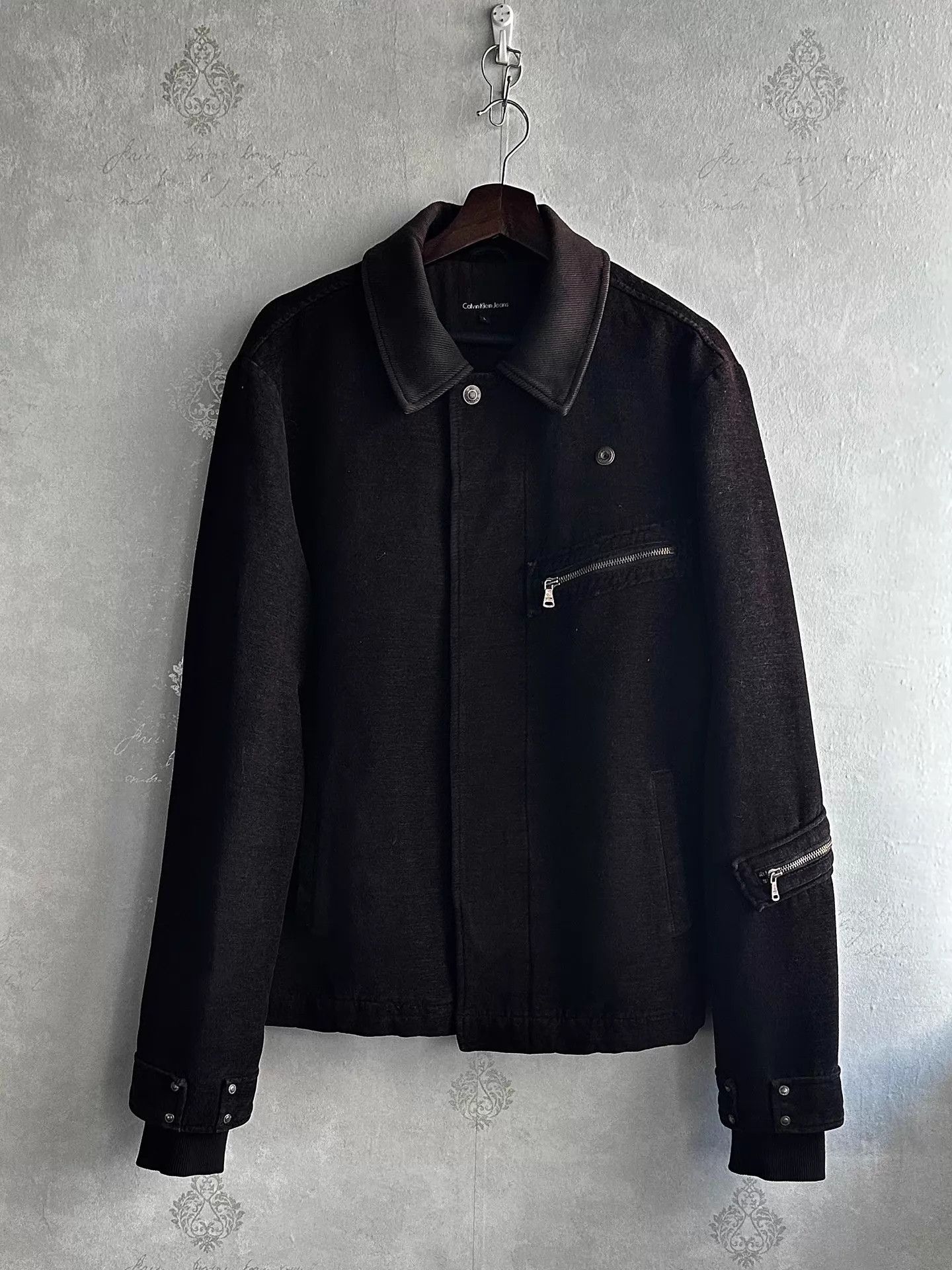 Calvin Klein Calvin Klein 00s Vtg Black Suede Rivet Zip-Up Jacket Size US L / EU 52-54 / 3 - 2 Thumbnail