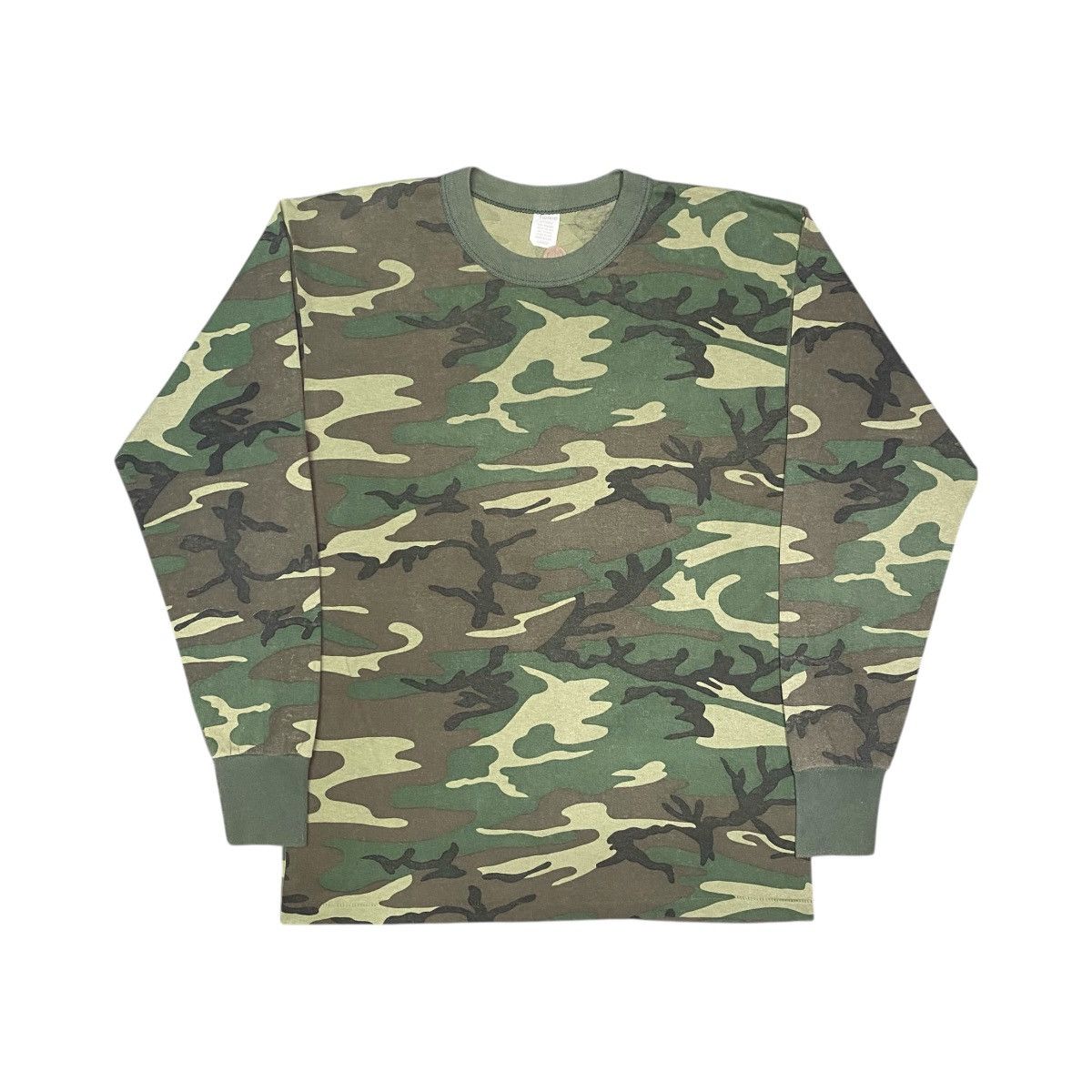 Vintage 80’s Rothco Army Woodland Camo Longsleeve T Shirt