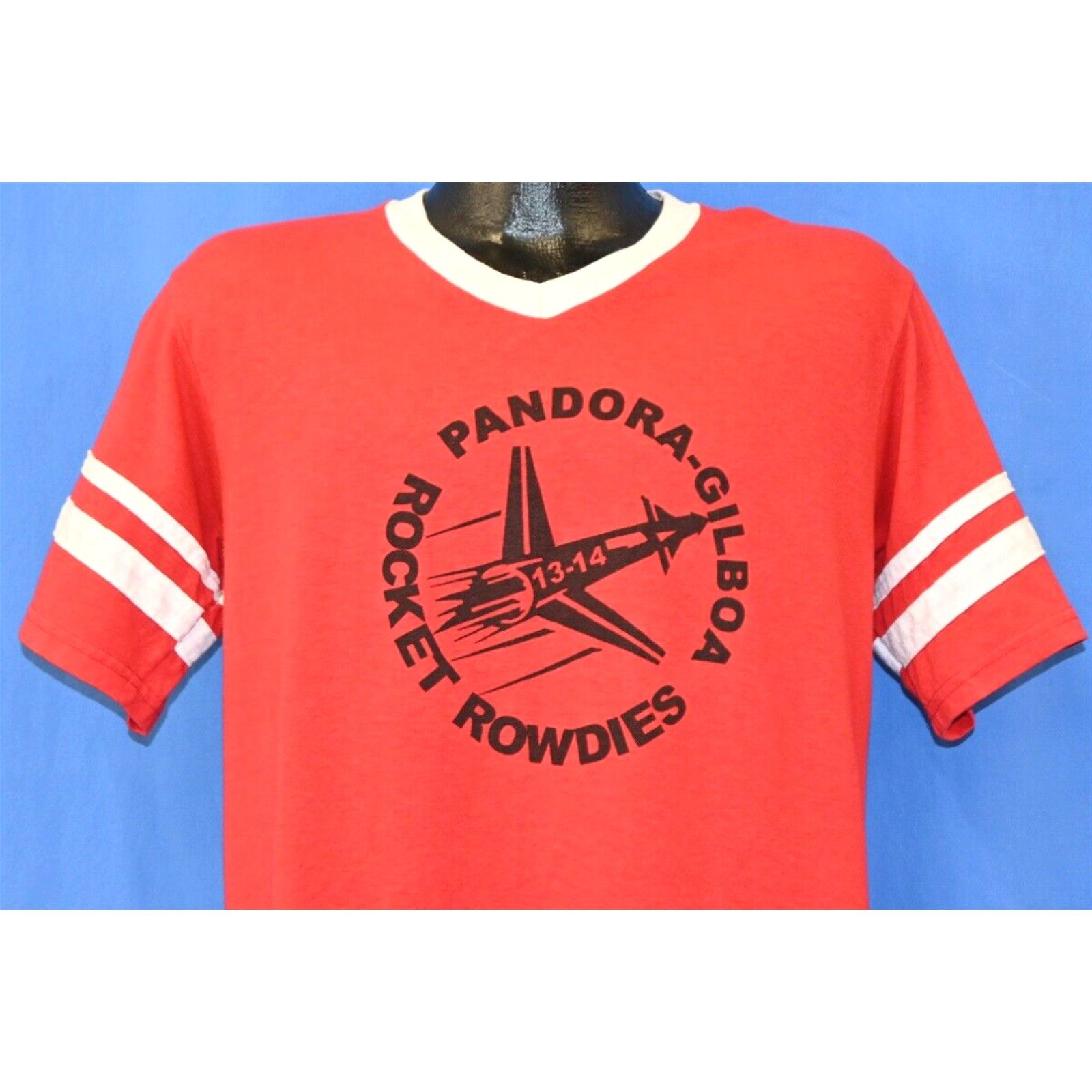 image of Vintage 90's Pandora-Gilboa Hs Rocket Rowdies Ohio Seniors V-Neck T-Shirt Large L in White, Men's