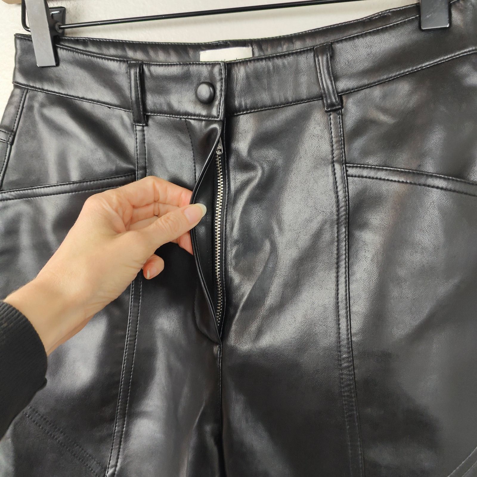 Aritzia Aritzia Wilfred The Rebel Pant Womens 4 Black Faux Leather Size 27" / US 4 / IT 40 - 3 Thumbnail