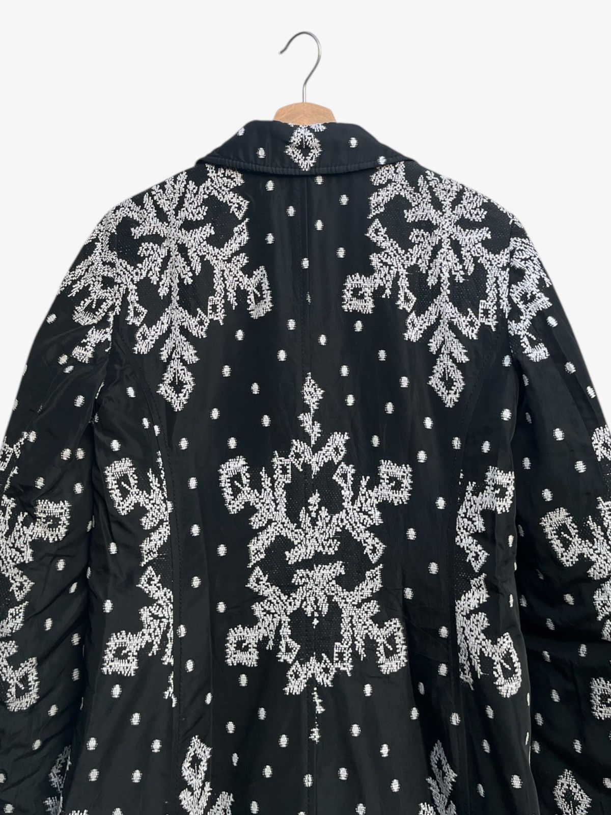 Escada Escada Sport Black Snowflake Embroidery Coat Made in Romania Size M / US 6-8 / IT 42-44 - 8 Thumbnail