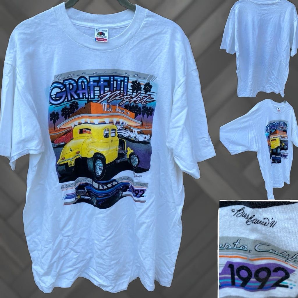 Fruit Of The Loom VINTAGE American Graffiti Night Mels Deive In Modesto 1992 T-Shirt Tee XL White USA 90s Cars City Thread: Fruit of the Loom Men T-Shirt Size US XL / EU 56 / 4 - 1 Thumbnail