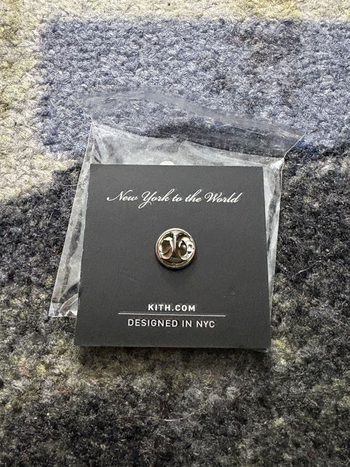 Kith Kith Paris Instore Exclusive Pin Size ONE SIZE - 3 Thumbnail