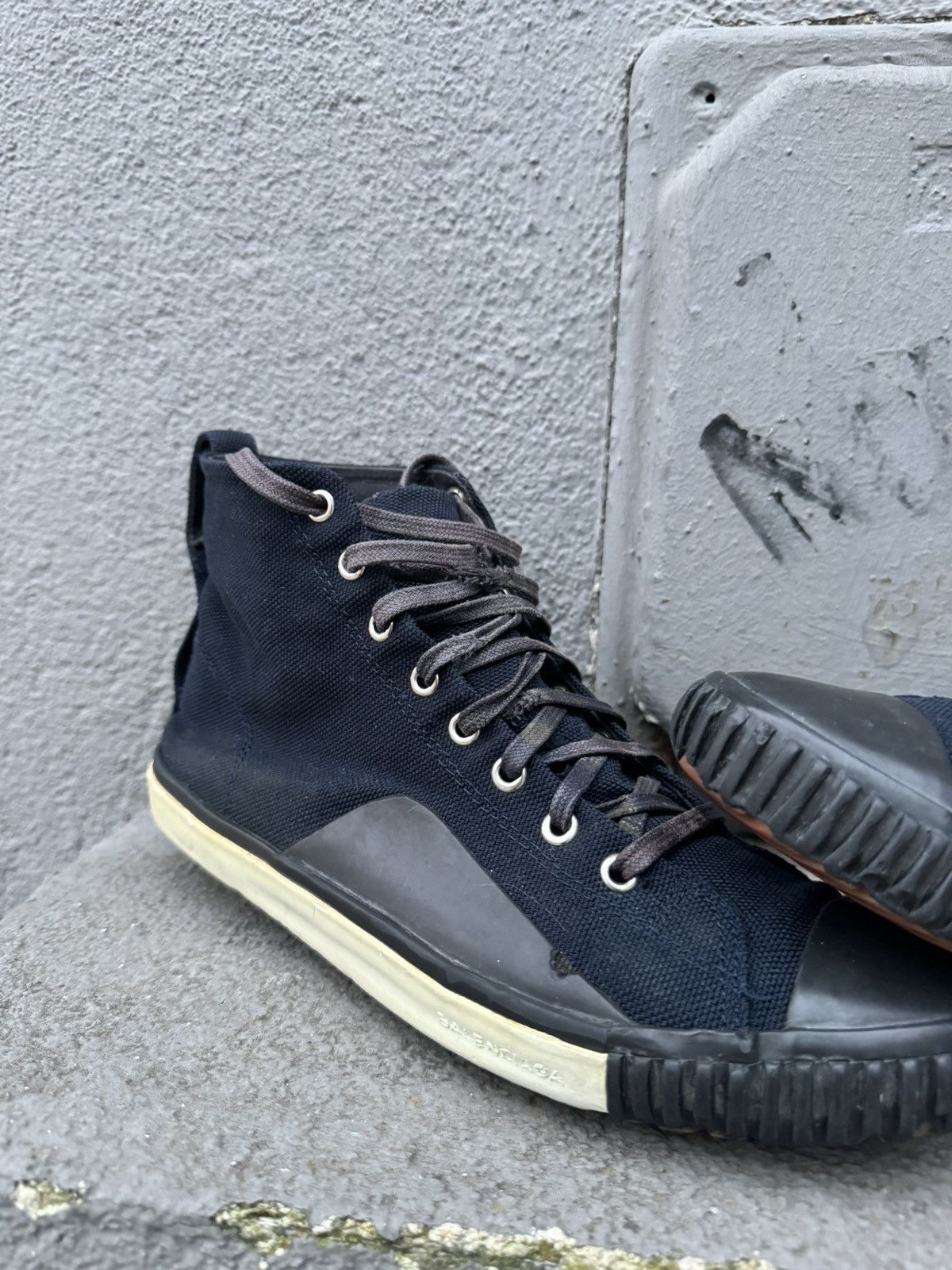 Balenciaga × Vintage Vintage Balenciaga Trainers Canvas Avangard Hihg Top Size US 9.5 / EU 42-43 - 4 Thumbnail