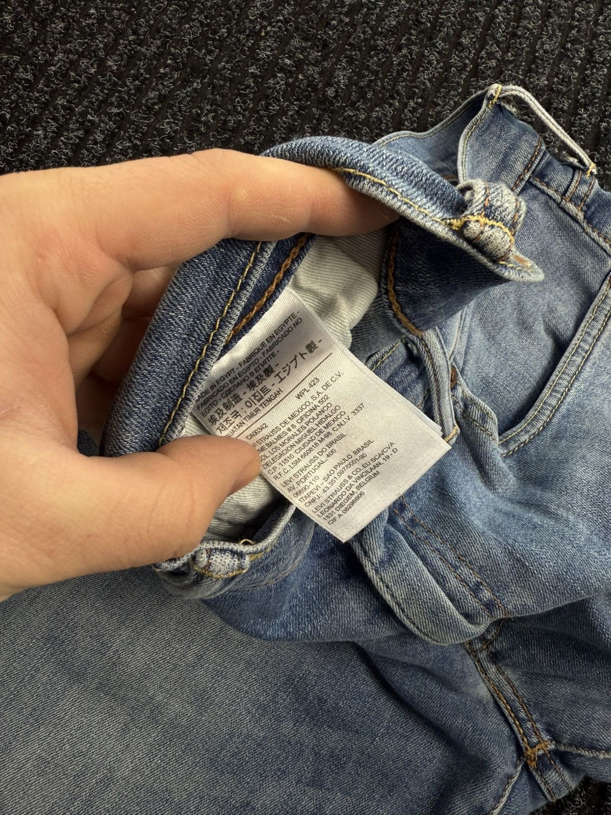 Levi's Vintage Levis 511 Light Wash Slim Denim Pants Jeans w 32 Size US 32 / EU 48 - 7 Thumbnail