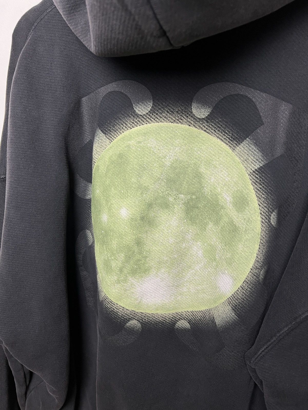 Off-White 900$ off-white super moon hoodie Size US L / EU 52-54 / 3 - 10 Thumbnail