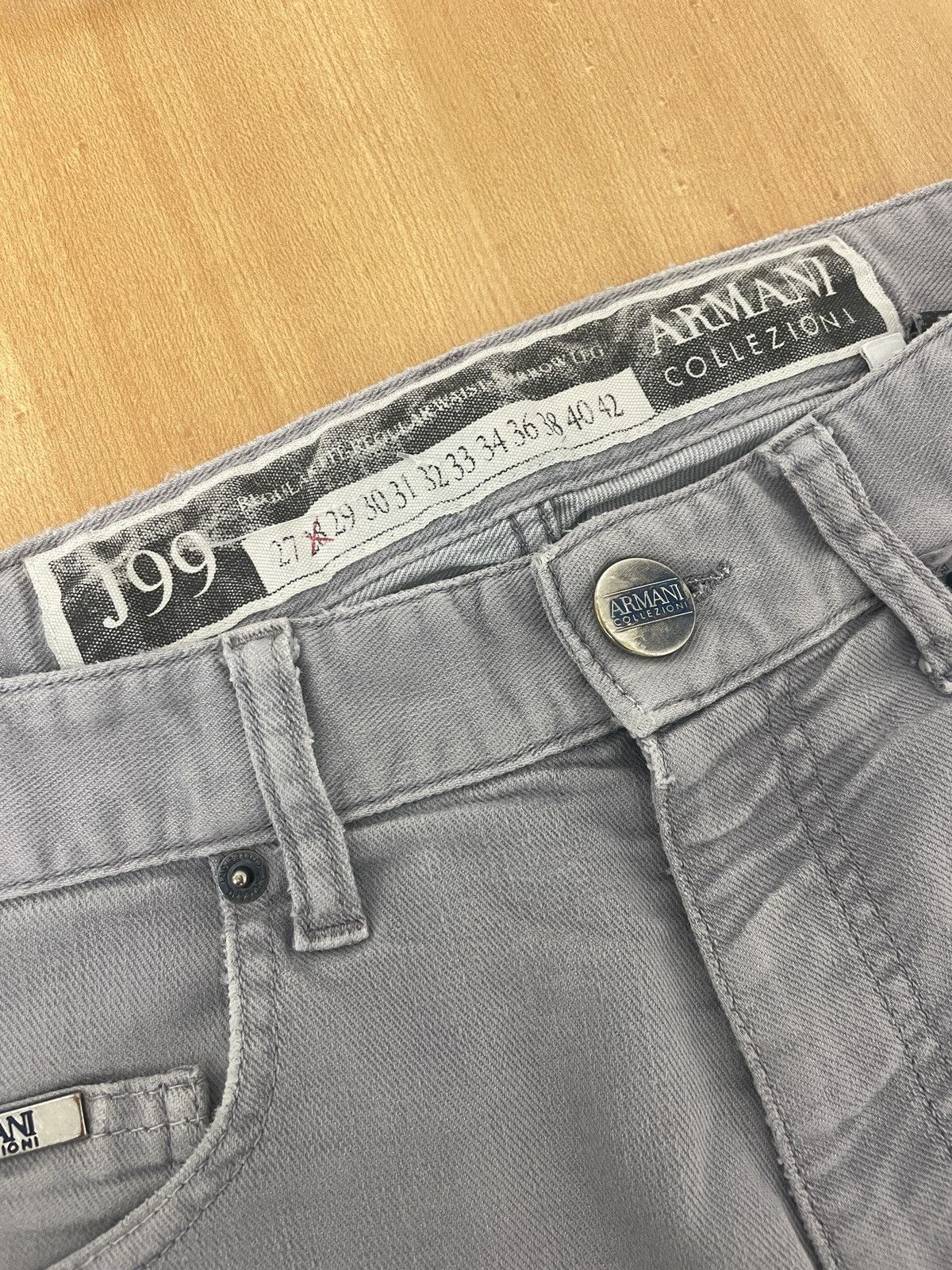 Armani Collezioni Armani Collezioni J99 jeans Size US 28 / EU 44 - 4 Thumbnail