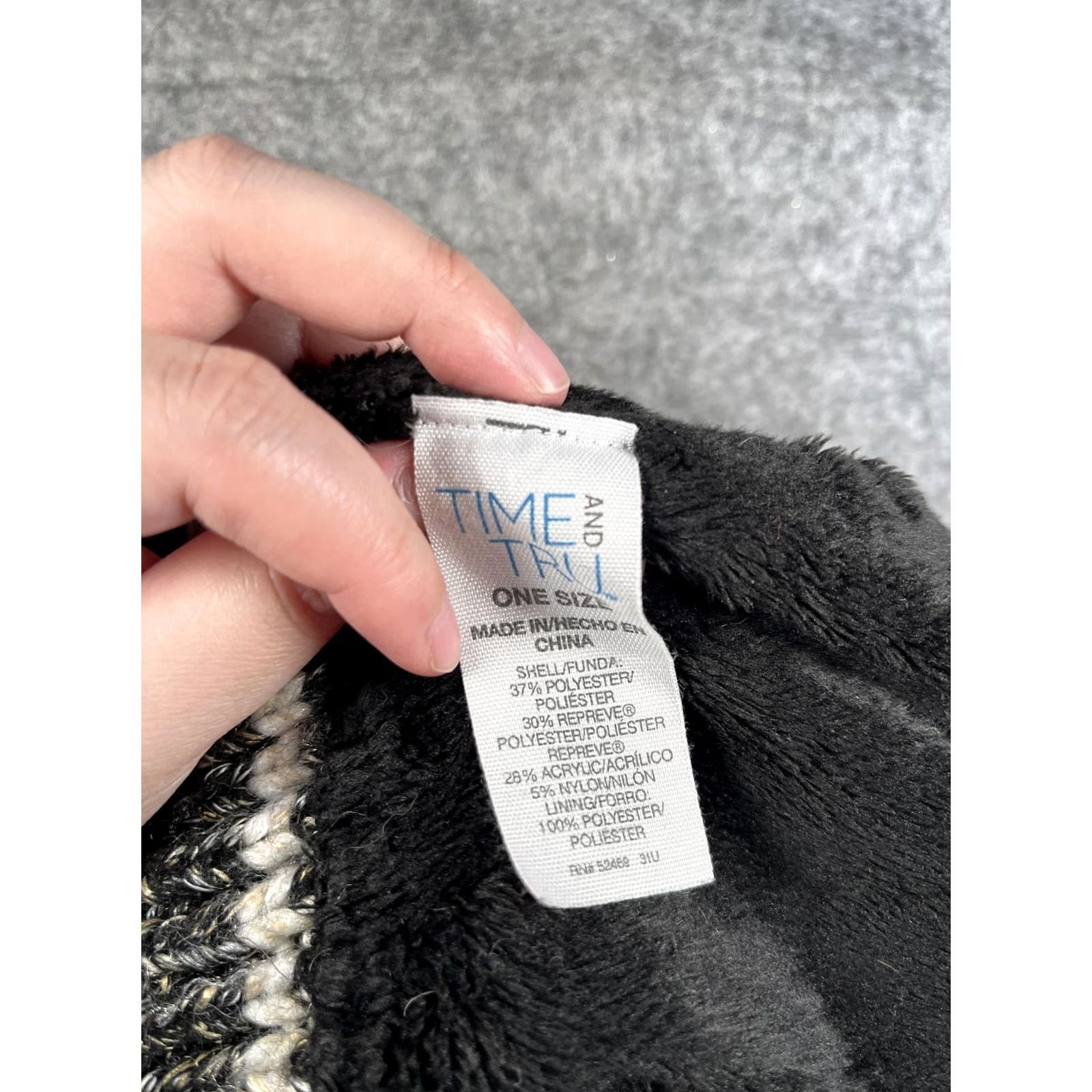 Vintage Time And Tru Beanie Womens One Size Black Striped Knit Lined Winter Hat casual activewear Mens Womens Girls not applicable Size ONE SIZE - 6 Thumbnail