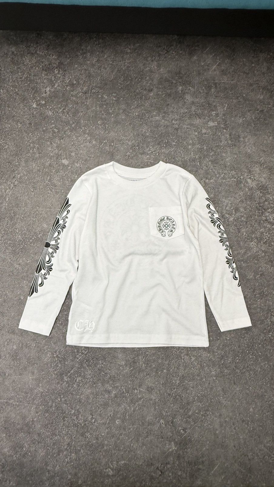 Chrome Hearts Chrome Hearts KIDS Horseshoe Floral Long Sleeve White Size US XXS / EU 40 - 2 Thumbnail
