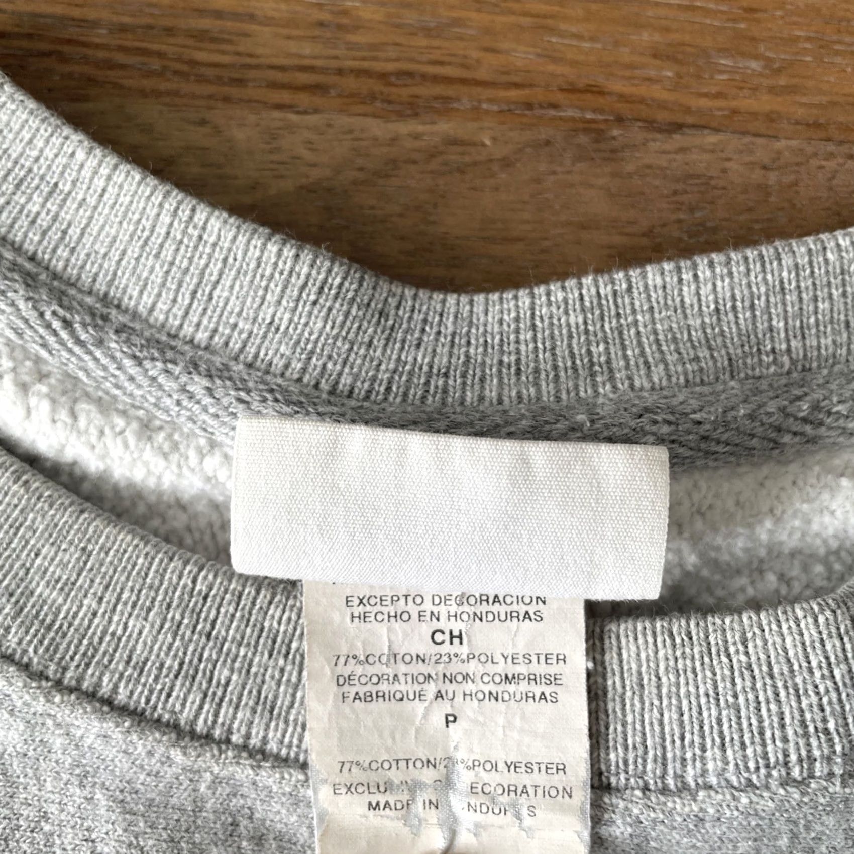 Champion Champion Reverse Weave Sweatshirt Womens Small Gray Fleece Pullover Crew Neck Long Sleeve Regular Fit Logo Solid Vintage? No—remove mystery. Size S / US 4 / IT 40 - 4 Thumbnail