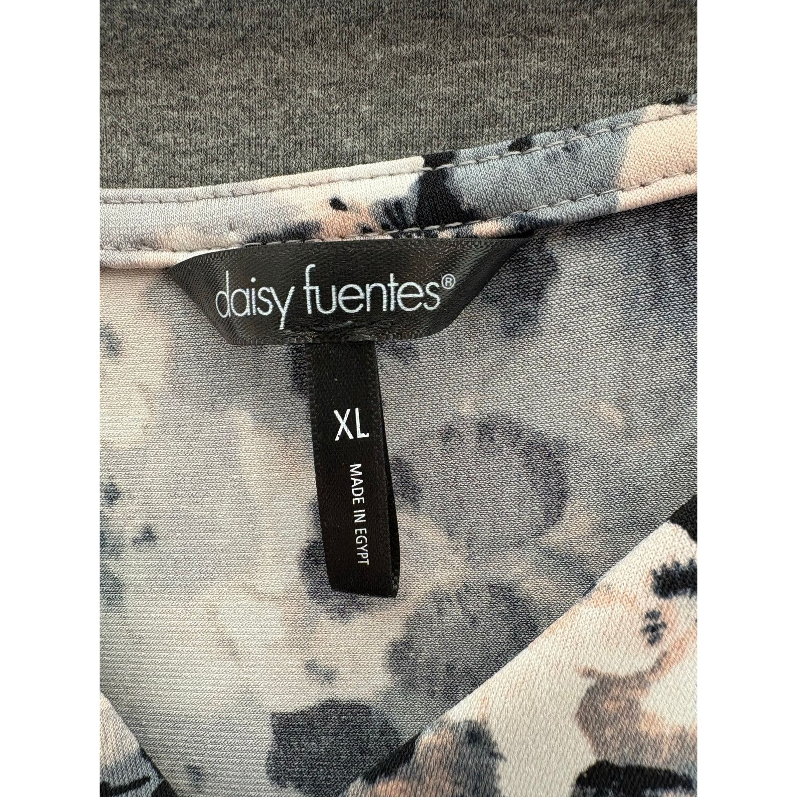 Other Daisy Fuentes | Women's Pink Gray Floral Blouse | XL Size XL / US 12-14 / IT 48-50 - 4 Thumbnail