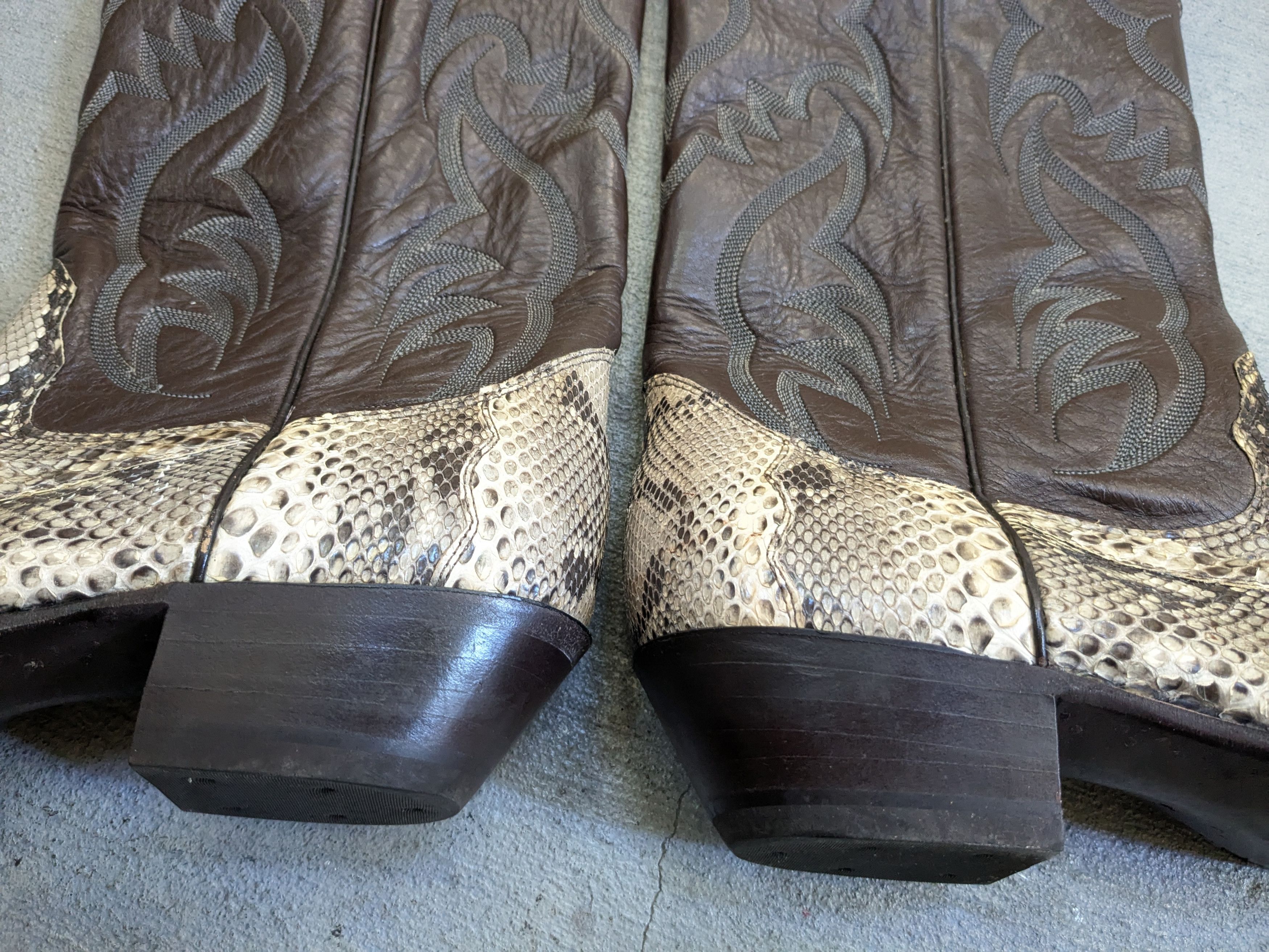 Nocona Boots Nocona Snakeskin Cowboy Boots Leather 10.5 D Python USA Size US 10.5 / EU 43-44 - 5 Thumbnail