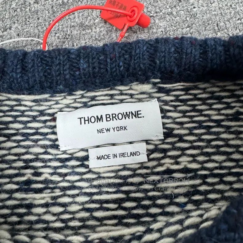 Thom Browne Thom Browne Navy and white vintage jacquard crew-neck knit Size US M / EU 48-50 / 2 - 5 Thumbnail
