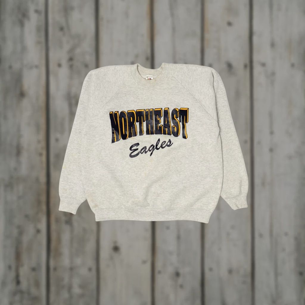 Fruit Of The Loom VINTAGE Northeast Eagles Raglan Sweatshirt Gray 1990s X-Large USA Cotton / Polyester Mens Womens Boys Girls Size US XL / EU 56 / 4 - 1 Thumbnail