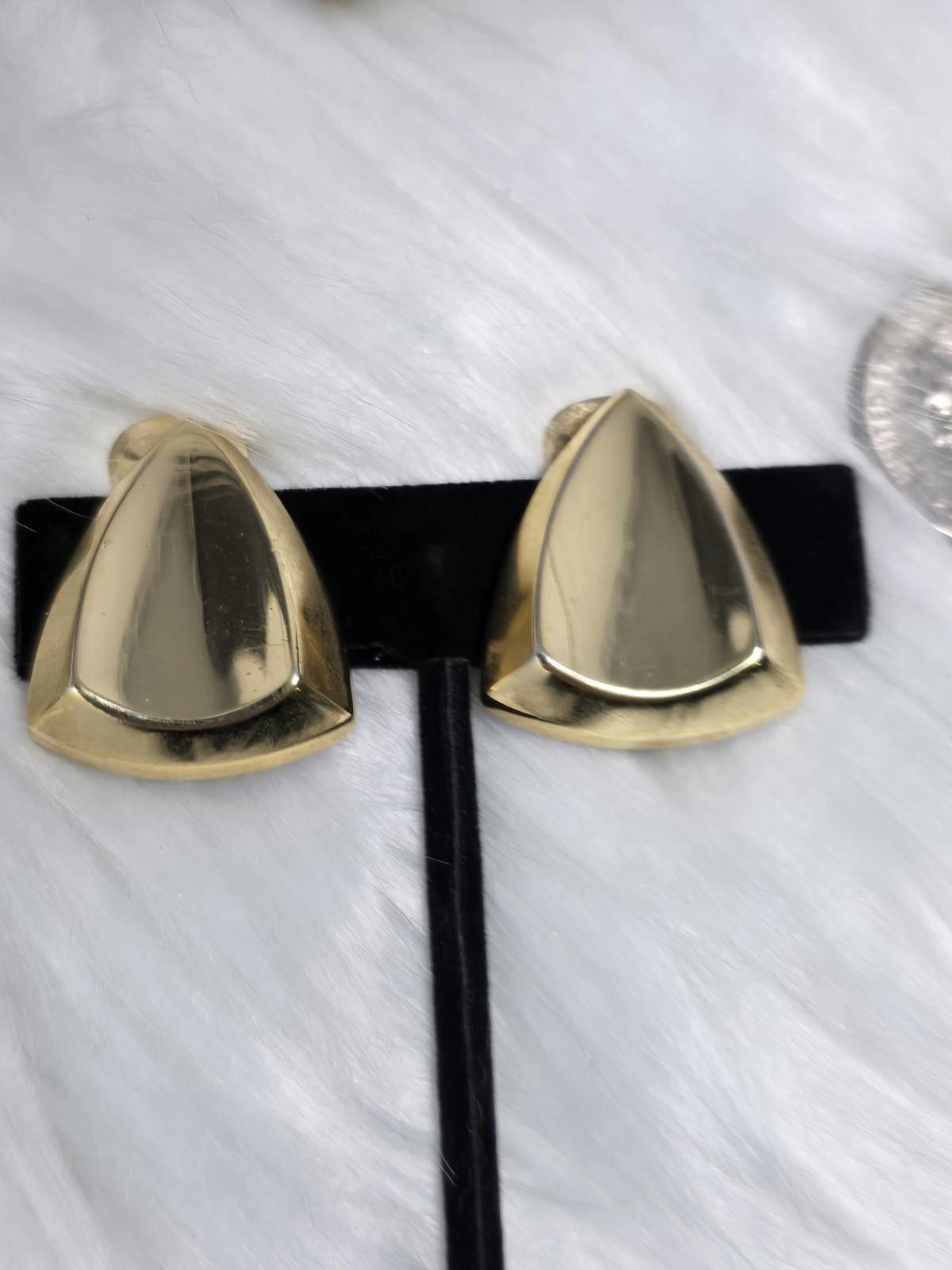 Dior Vintage Christian Dior Gold Shield Clip Earrings Size ONE SIZE - 4 Thumbnail