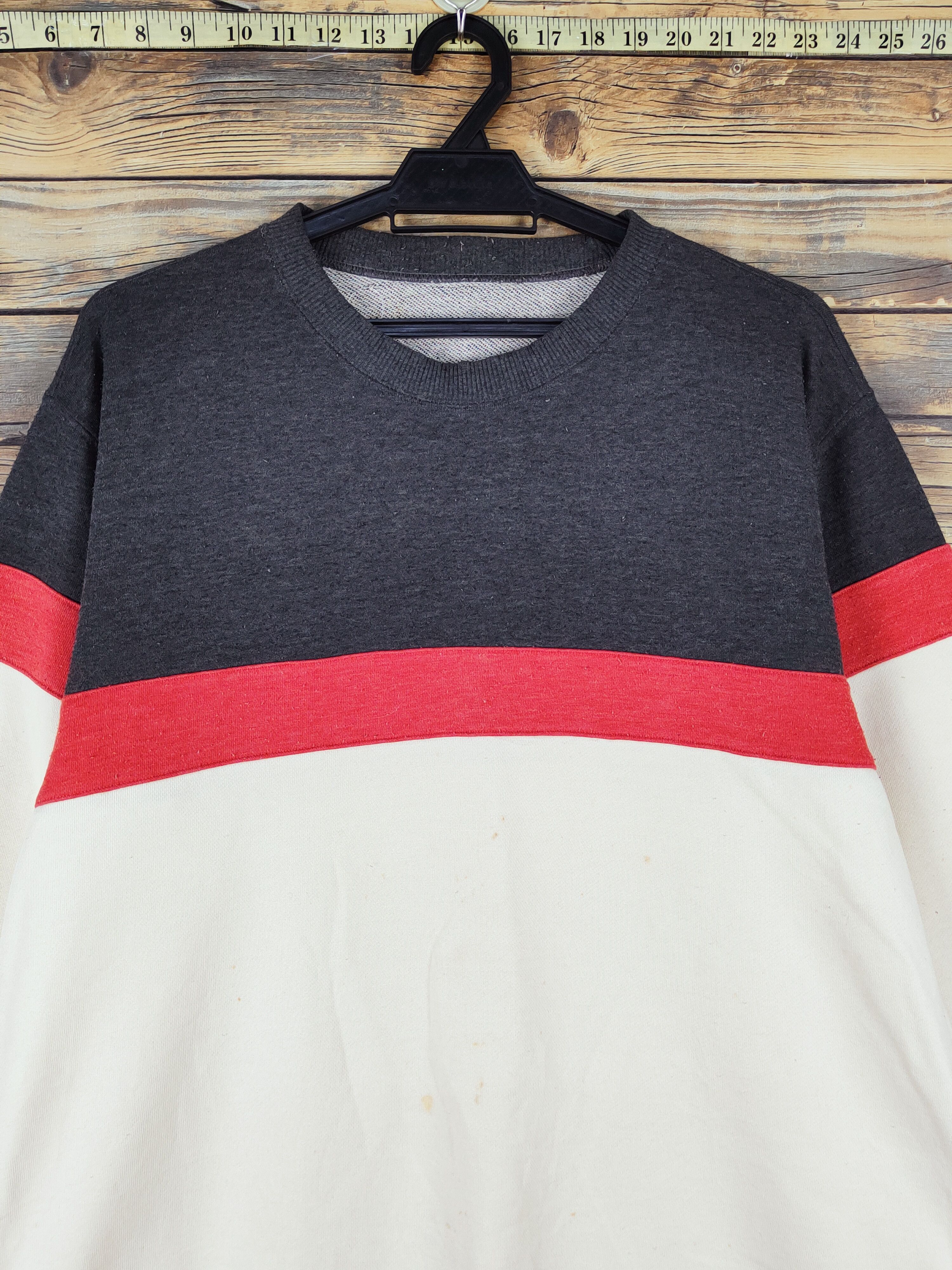Japanese Brand × Vintage Uniqlo Cream vintage japan Sweatshirts #W1165 Size US L / EU 52-54 / 3 - 2 Thumbnail