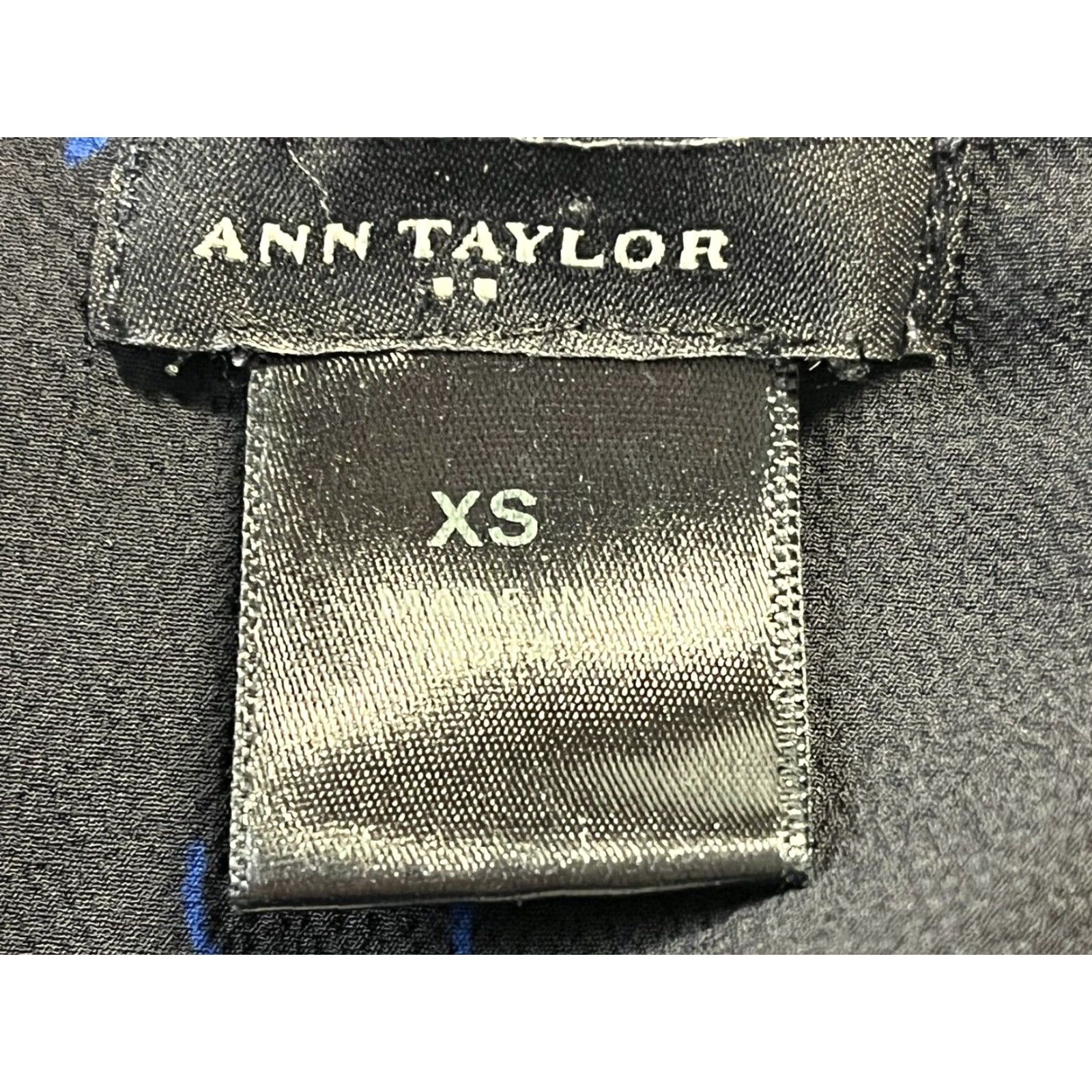 Ann Taylor Ann Taylor Floral Shift Dress, Women's XS, Black, Short Length. Size XS / US 0-2 / IT 36-38 - 3 Thumbnail