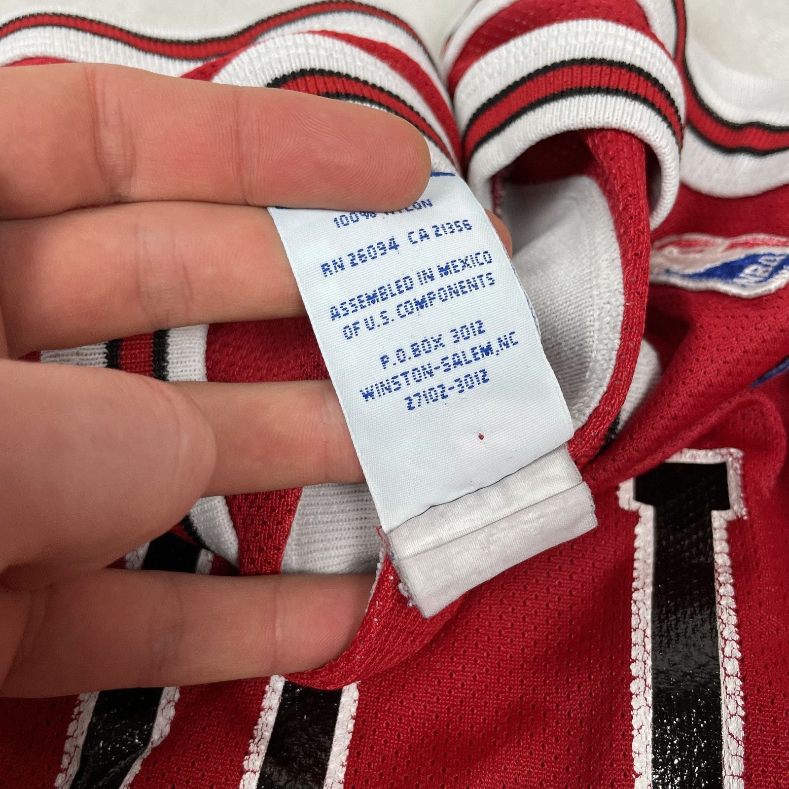 Champion × Vintage Vintage Champion Mens Red Michael Jordan# 23 Bulls Jersey 40 Size US XXS / EU 40 - 8 Thumbnail