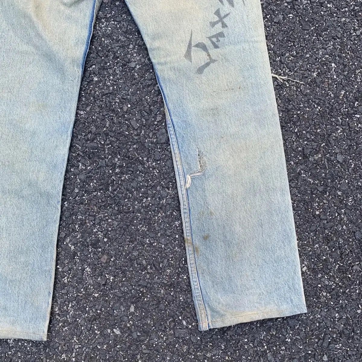Levi's 💥STEALS💥 Vintage Levi’s Rusty Dirty Distressed Denim Pants Size US 29 - 16 Thumbnail
