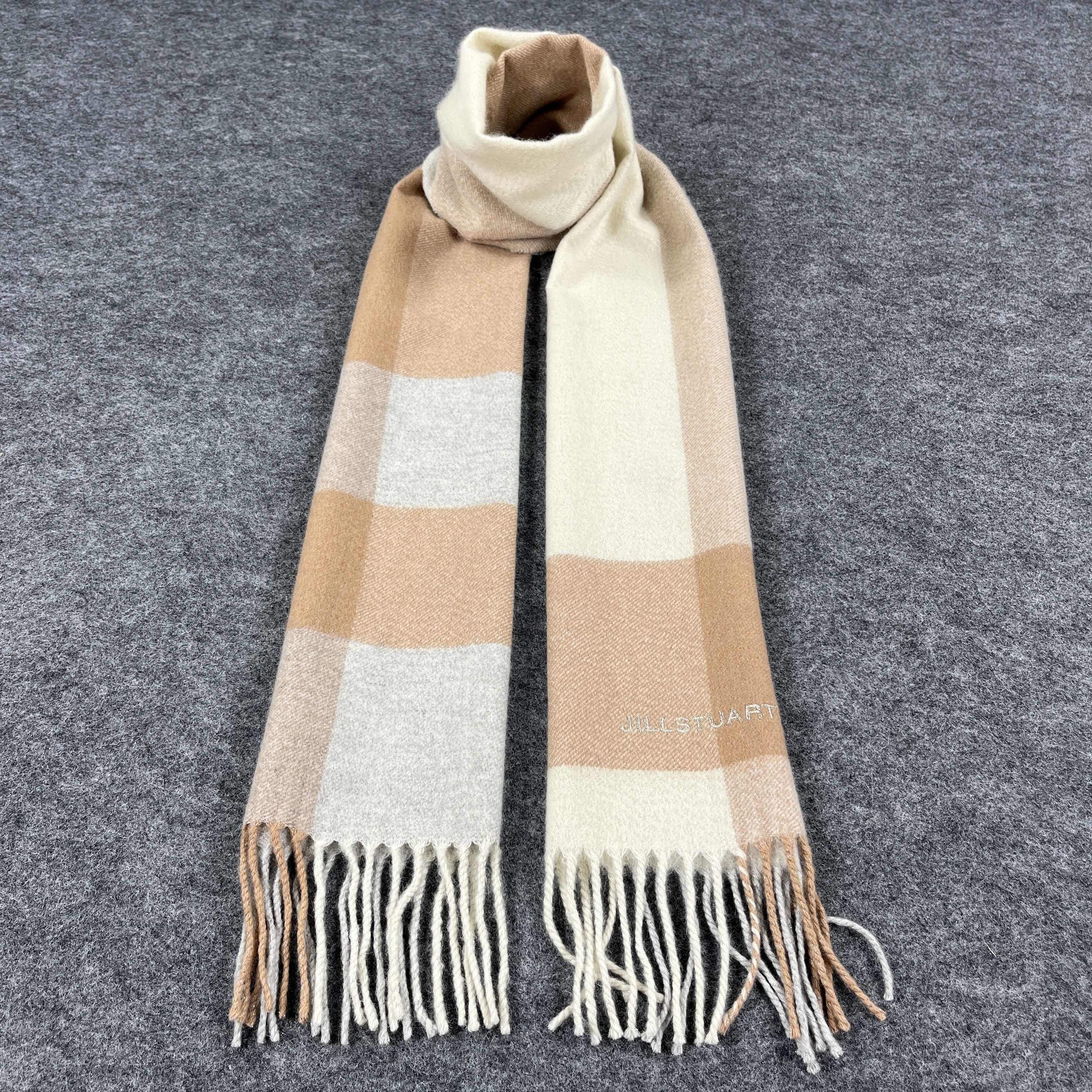 Jil Stuart Jil Stuart Scarf / Muffler / Neckwear T1054 Size ONE SIZE - 1 Thumbnail