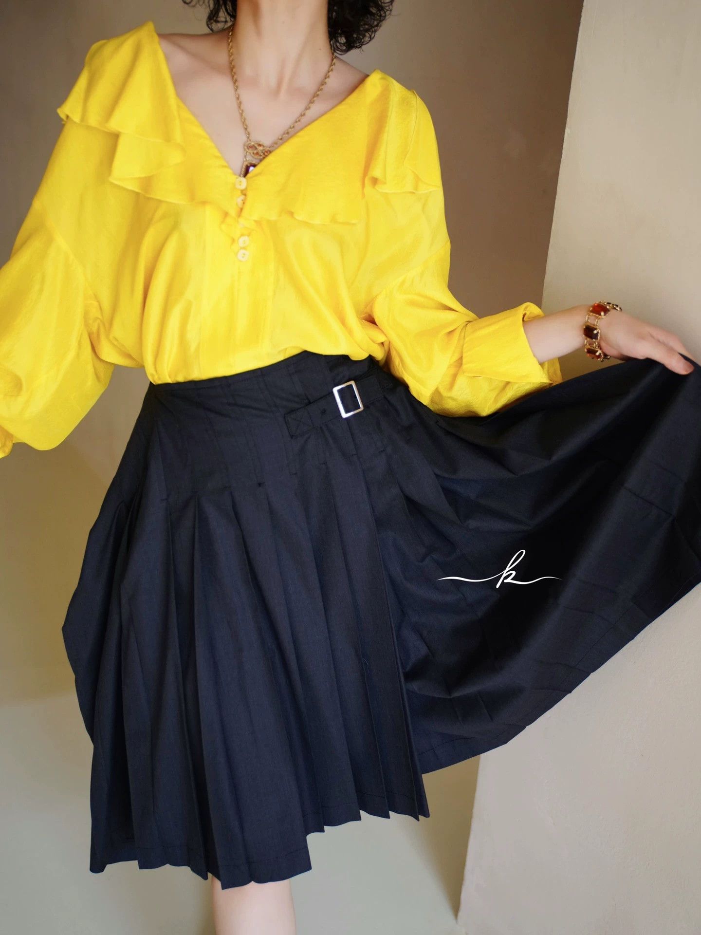 Comme des Garcons CDG Vintage Wool Pleated Asymmetric Skirt Size 26" / US 2 / IT 38 - 9 Thumbnail