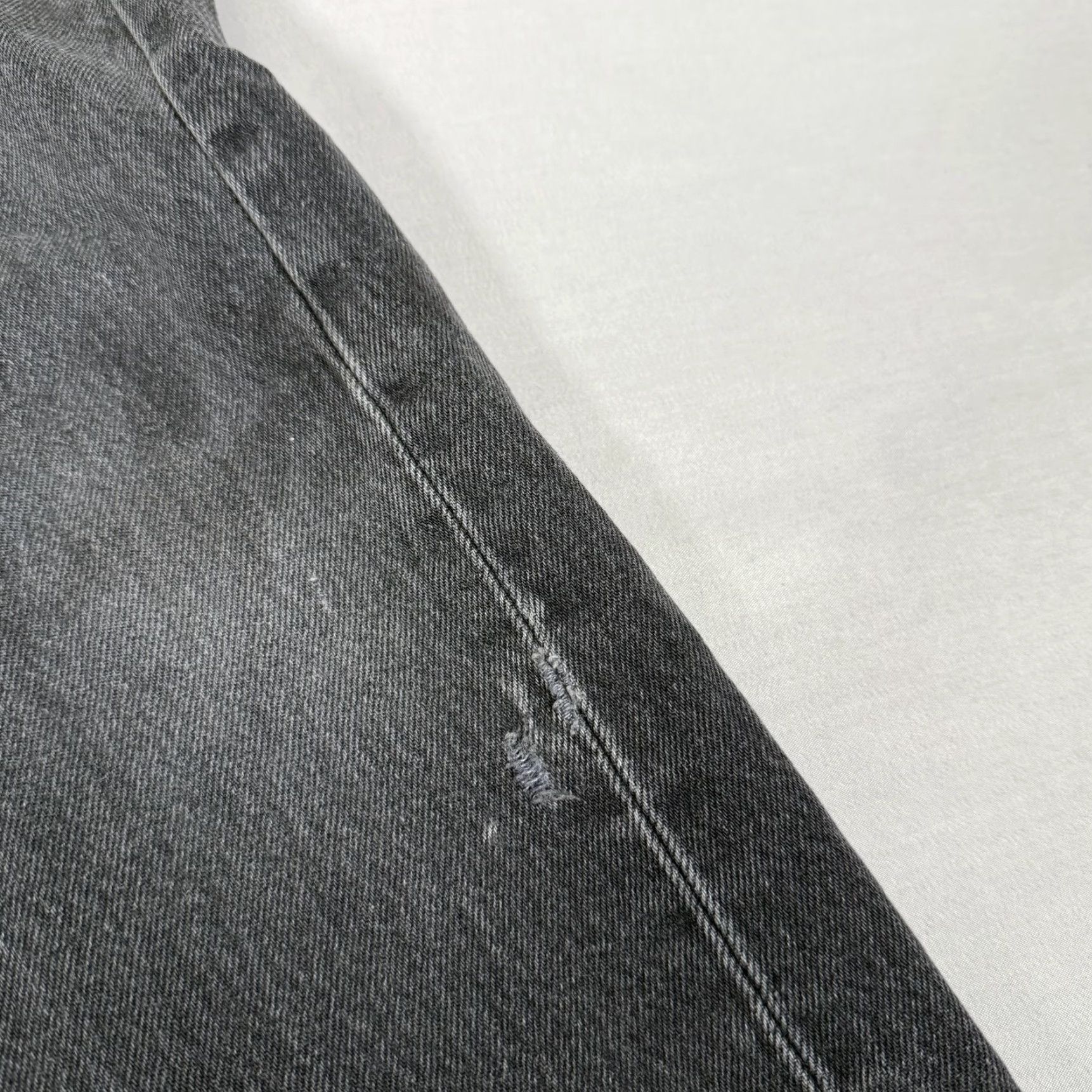 Levi's Vintage Levi's Jeans Men 32x34 Black 501 Straight Fit Denim Pants Western Cowboy Brand Levi's 501 Series Jeans 501 straight Size US 32 / EU 48 - 6 Thumbnail