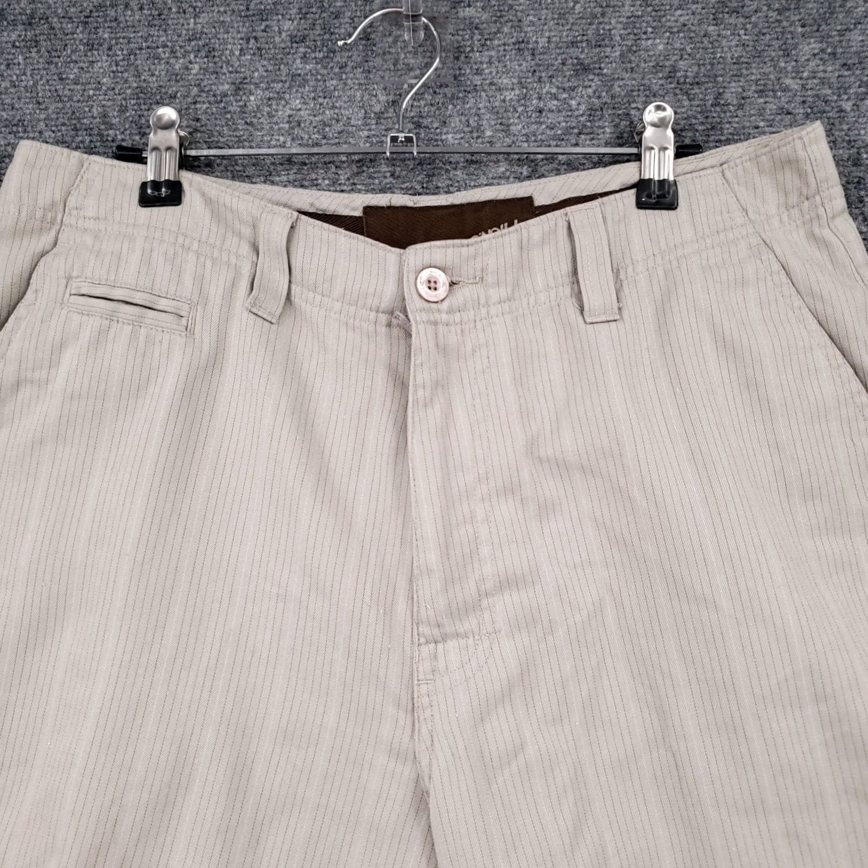 O'Neill VINTAGE O'Neill Shorts Mens 32 Gray Striped Chino Bermuda Zip Fly Y2K Shorts Mens Gray Striped Chino Bermuda Zip Fly Y2K Size US 32 / EU 48 - 3 Thumbnail