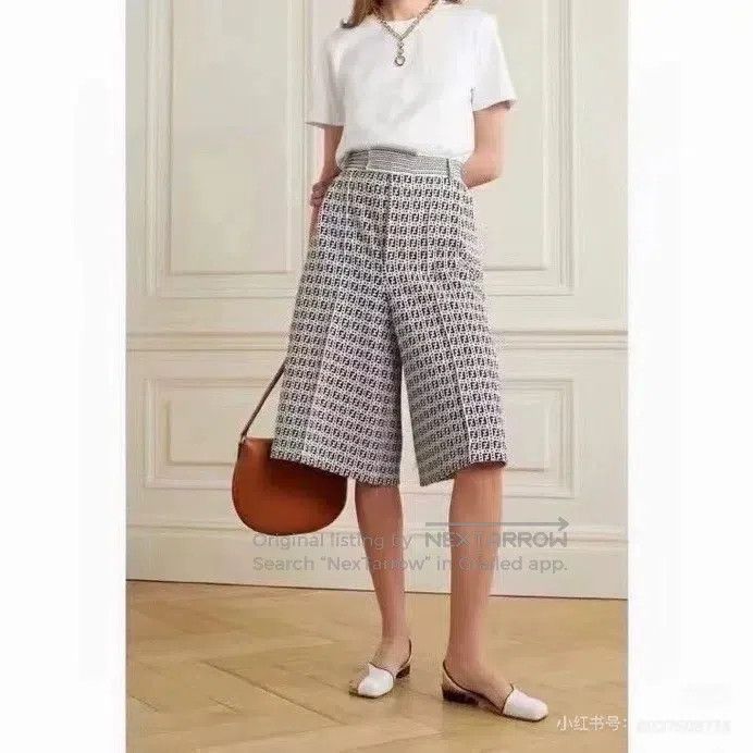 Fendi Fendi Classic Black and White Logo Monogram Wide Leg Pants Size 26" / US 2 / IT 38 - 2 Thumbnail