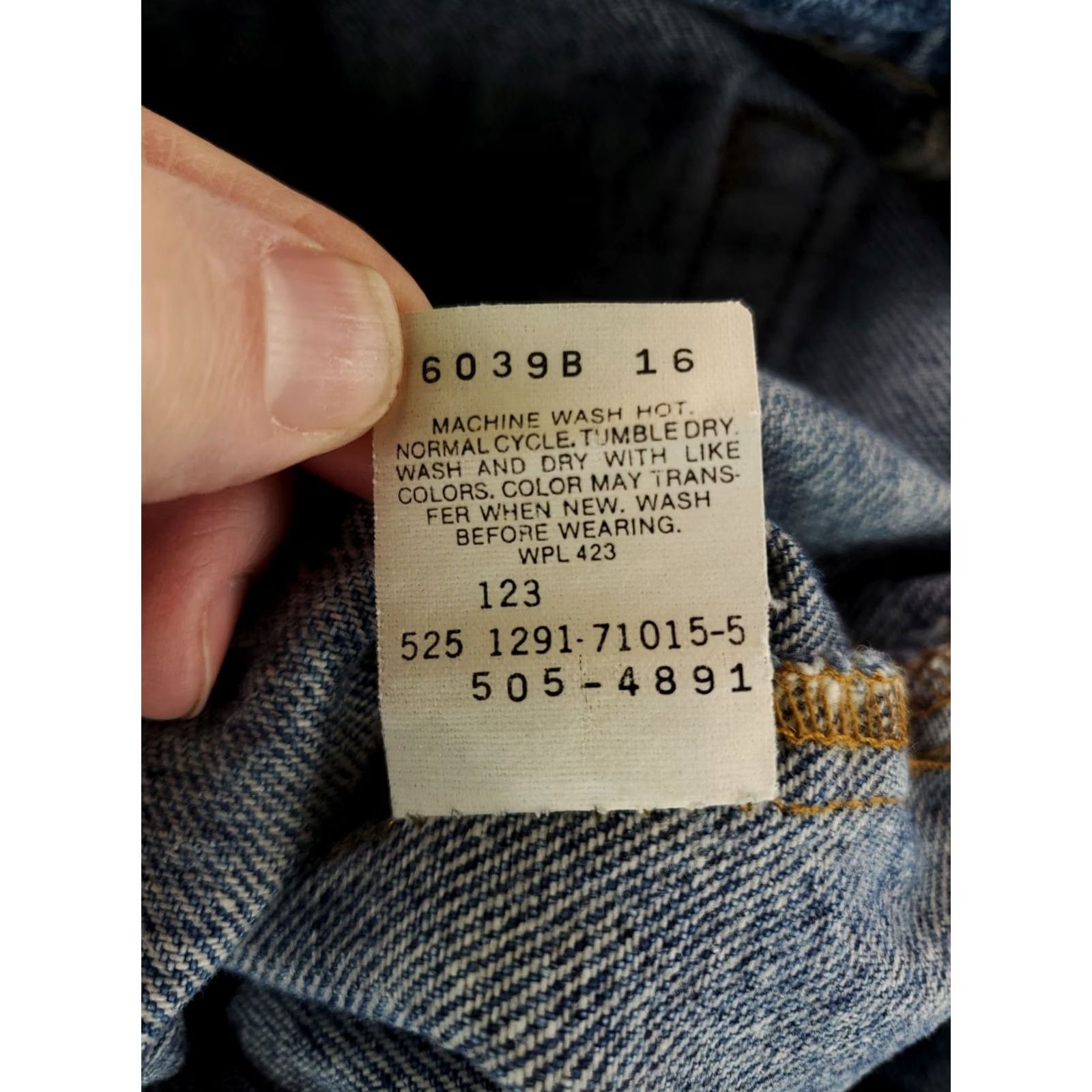 Levi's VINTAGE Levi's 505 Jeans Blue Made USA Mens 36x31 Straight 90s Mens Blue 36x31 Size US 36 / EU 52 - 5 Thumbnail