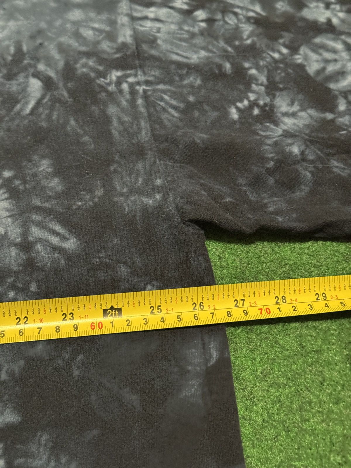 Vintage Wolf Tie Dye Nature Animal Print XL Boxy 26x29 90s T Shirt Size US XL / EU 56 / 4 - 5 Thumbnail