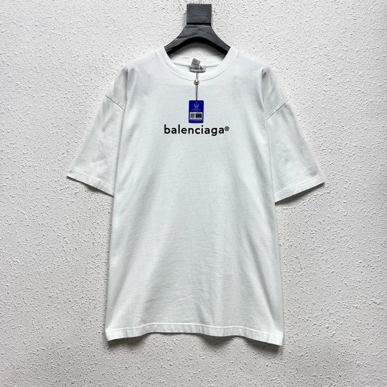Balenciaga Balenciaga White mailbox short-sleeve Size US M / EU 48-50 / 2 - 1 Thumbnail