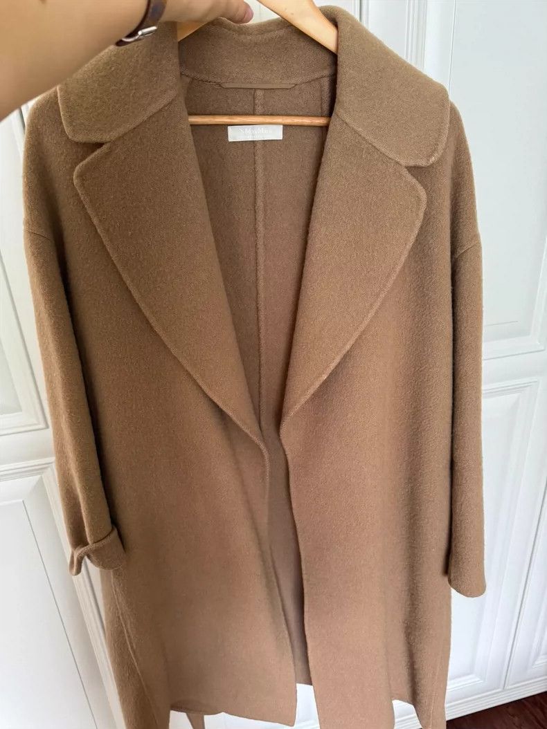 Max Mara Max Mara coat Size M / US 6-8 / IT 42-44 - 1 Thumbnail