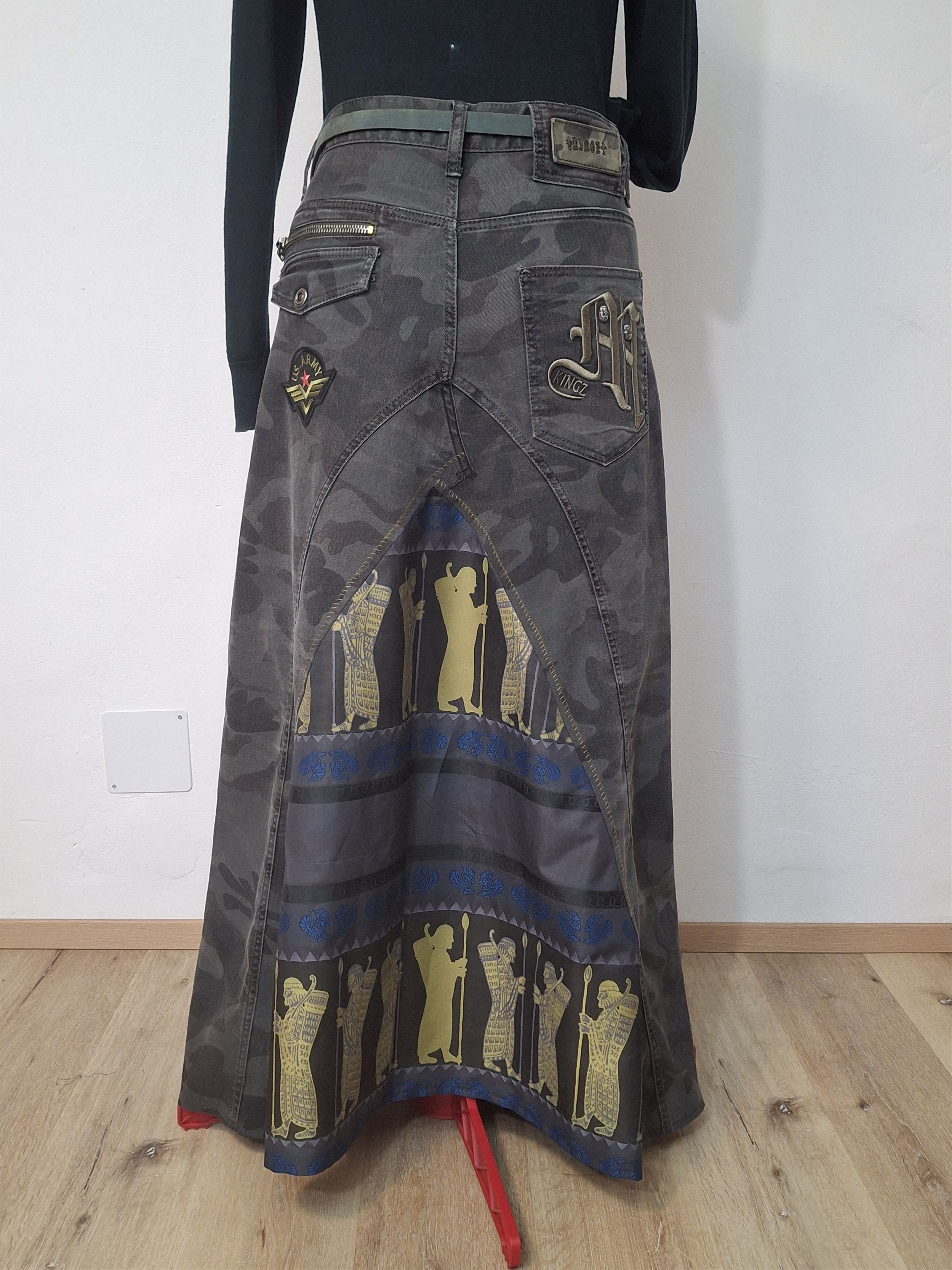 Vintage Y2K Reworked Denim Maxi Skirt 36" Size 36" / US 14 / IT 50 - 3 Thumbnail
