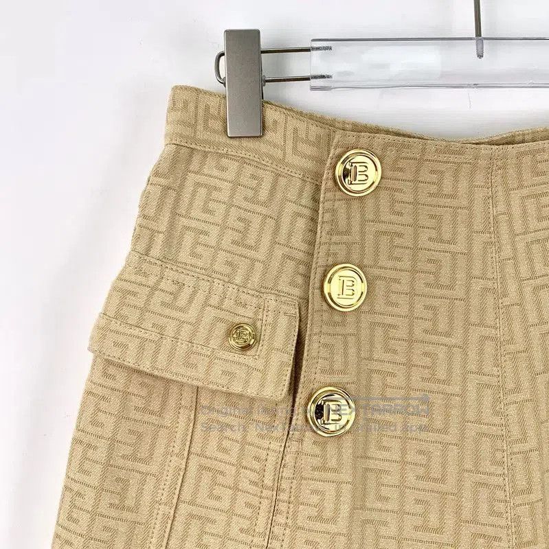 Balmain Balmain Beige Cotton Women's Shorts . Size 28" / US 6 / IT 42 - 3 Thumbnail