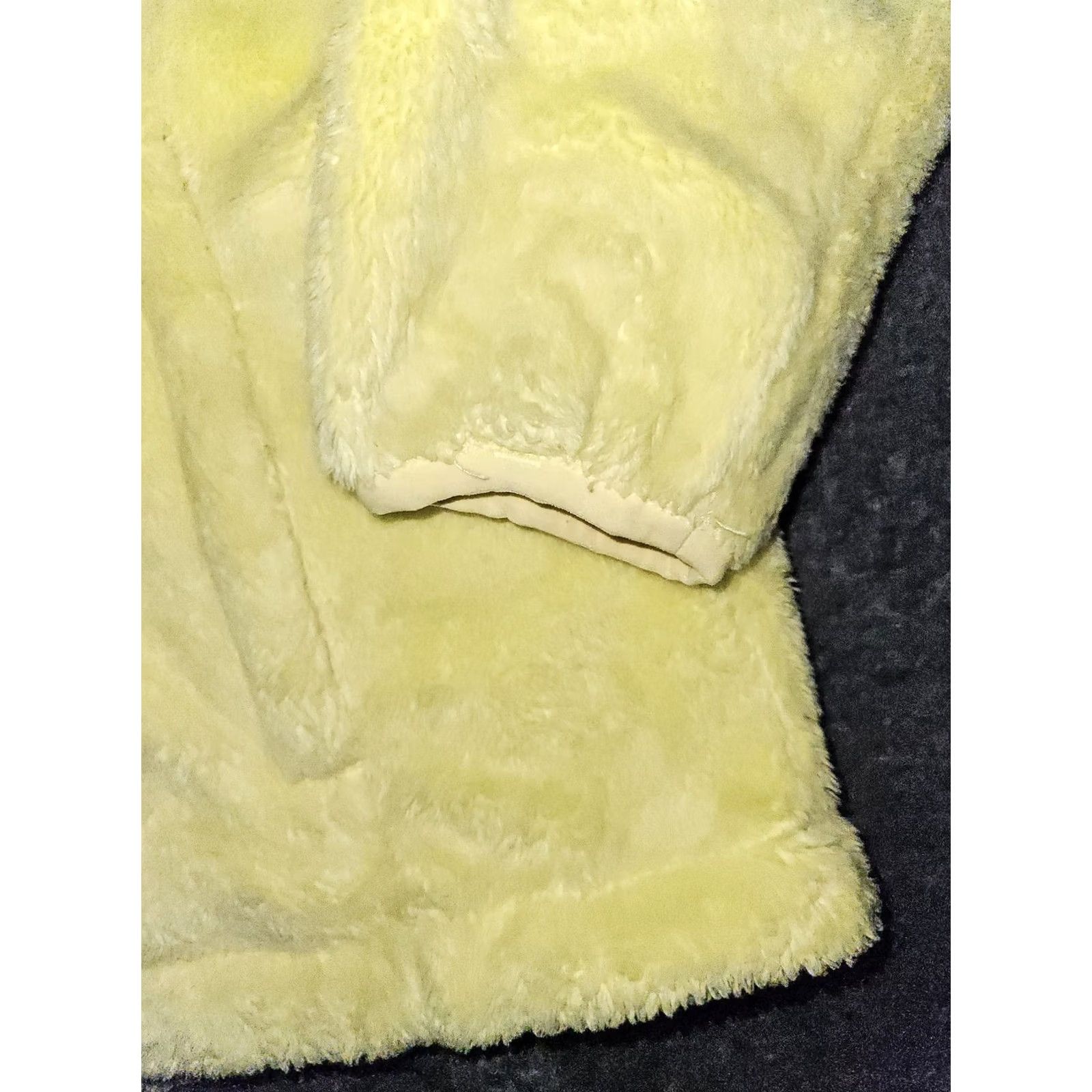 The North Face VINTAGE North Face Jacket Womens Small Yellow Fleece Full Zip Soft Shaggy Outdoor Cozy Size S / US 4 / IT 40 - 6 Thumbnail