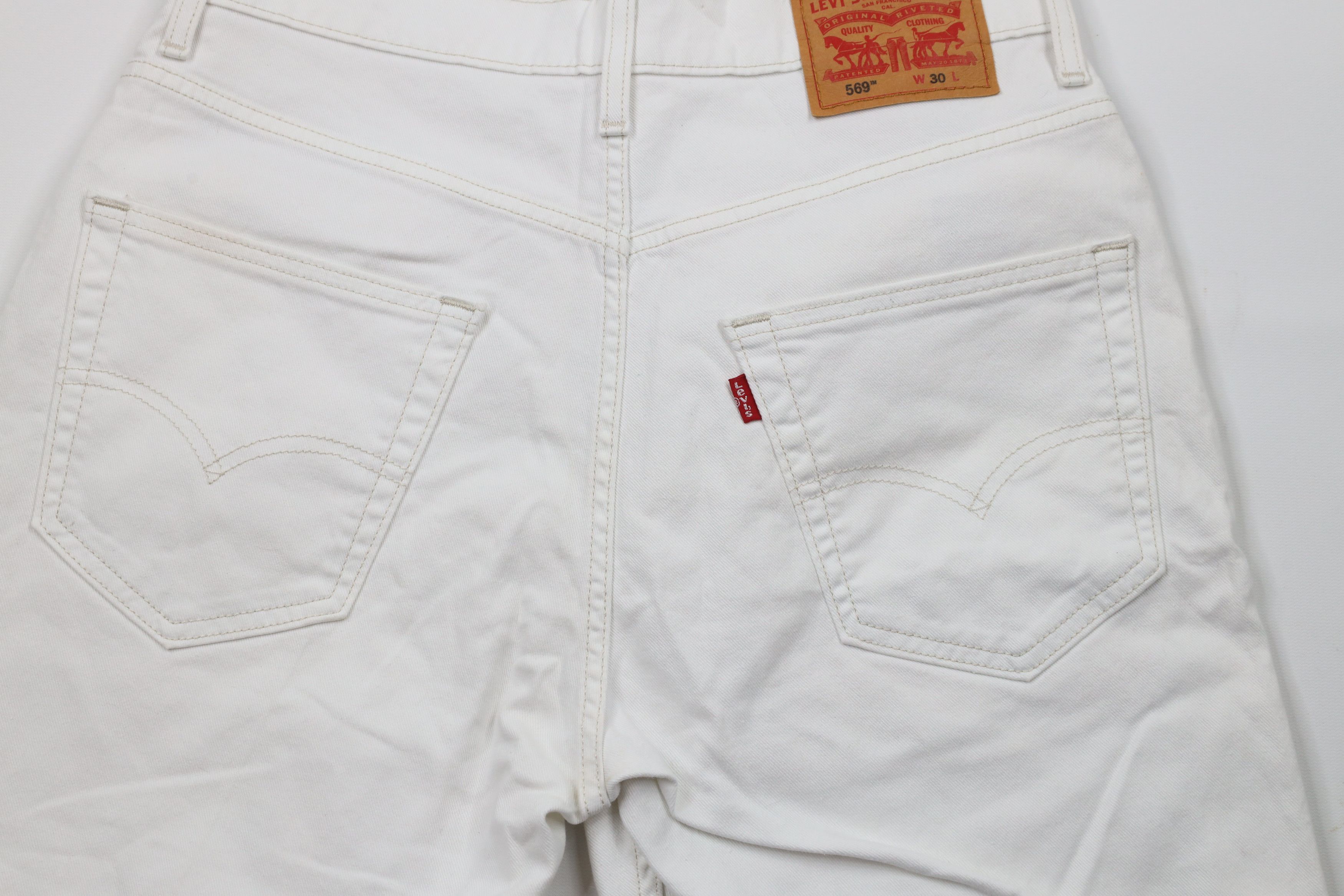 Levi's × Vintage Vintage Y2K Levis 569 Fit Denim Jean Shorts Jorts White Size US 30 / EU 46 - 10 Thumbnail