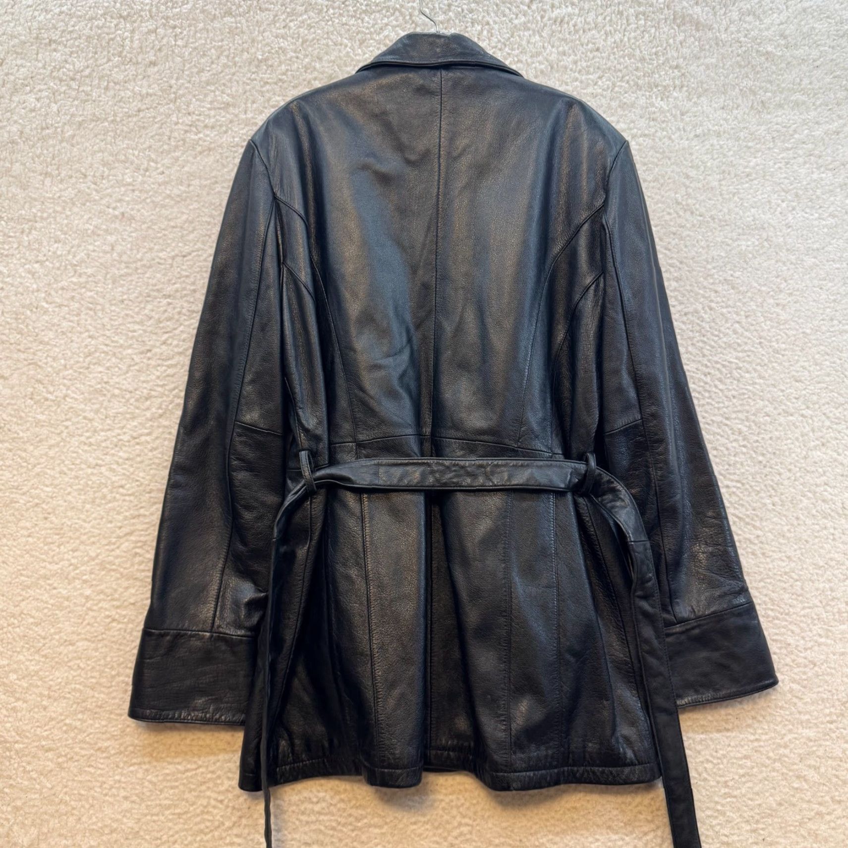 Vintage VINTAGE Wilson's Black Leather Jacket Large Womens Belted Lined 90s Y2K Leather Jacket Women's Large Belted Lined Black 90s Y2K Wilsons Leather Size L / US 10 / IT 46 - 2 Thumbnail