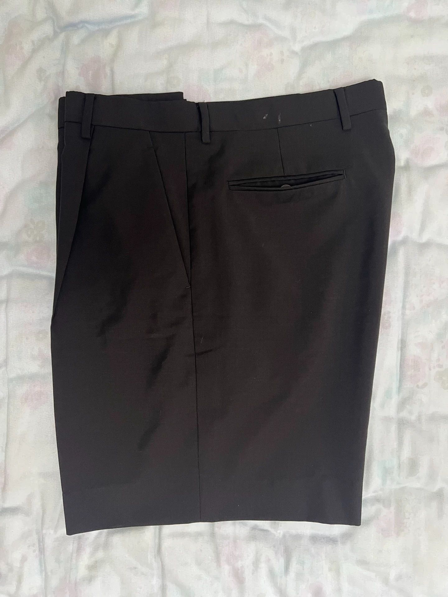 Dior Dior Basic Wool Short Black 52 (Men's) Size US 36 / EU 52 - 1 Thumbnail