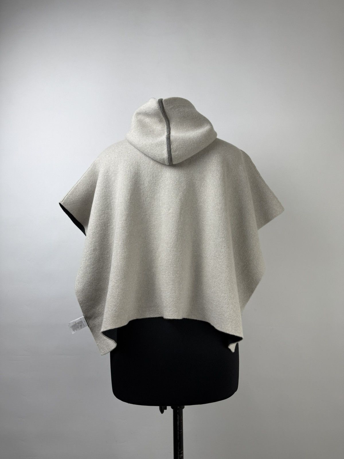 Brunello Cucinelli Brunello Cucinelli Shimmer Cashmere Monili Hood Capes Poncho Size M / US 6-8 / IT 42-44 - 9 Thumbnail